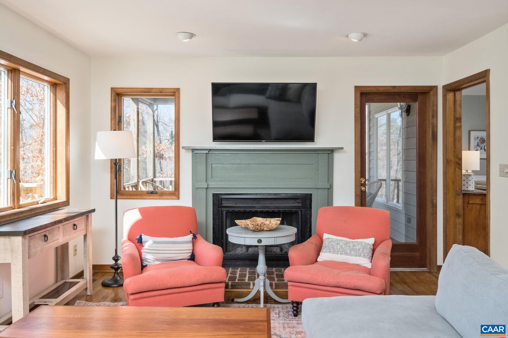 274 GREY DOVE LN
