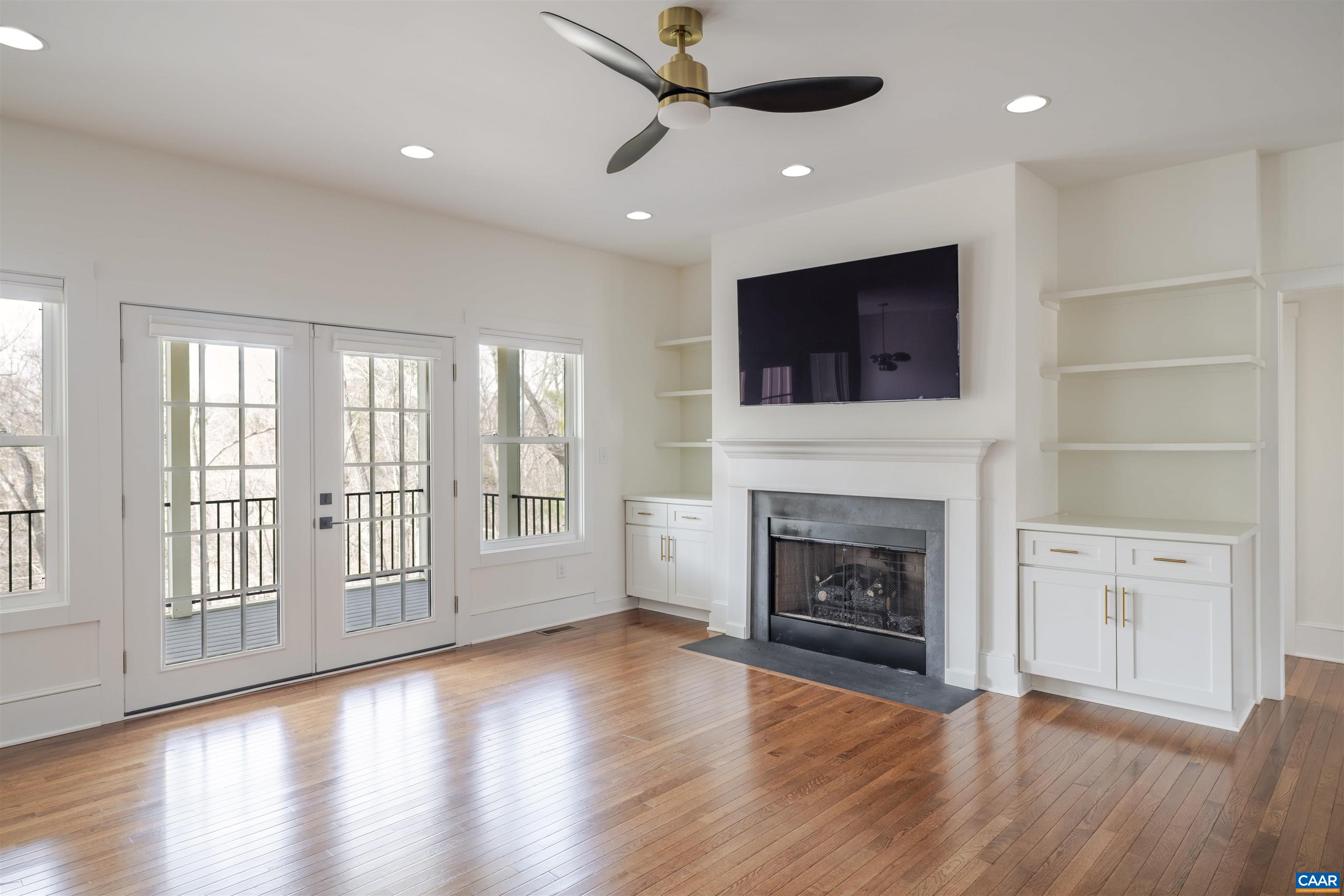 329 CARRSBROOK DR