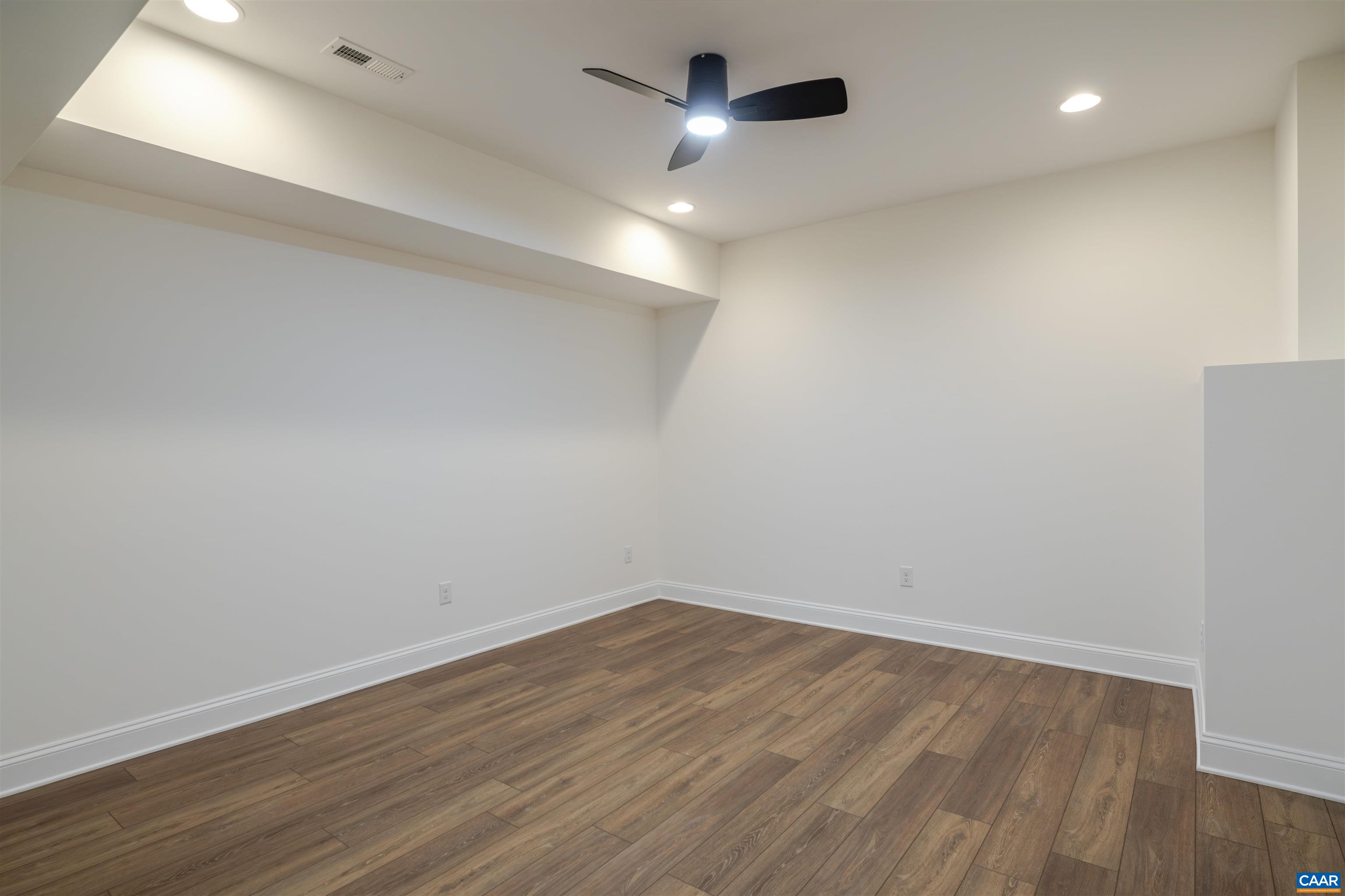 329 CARRSBROOK DR