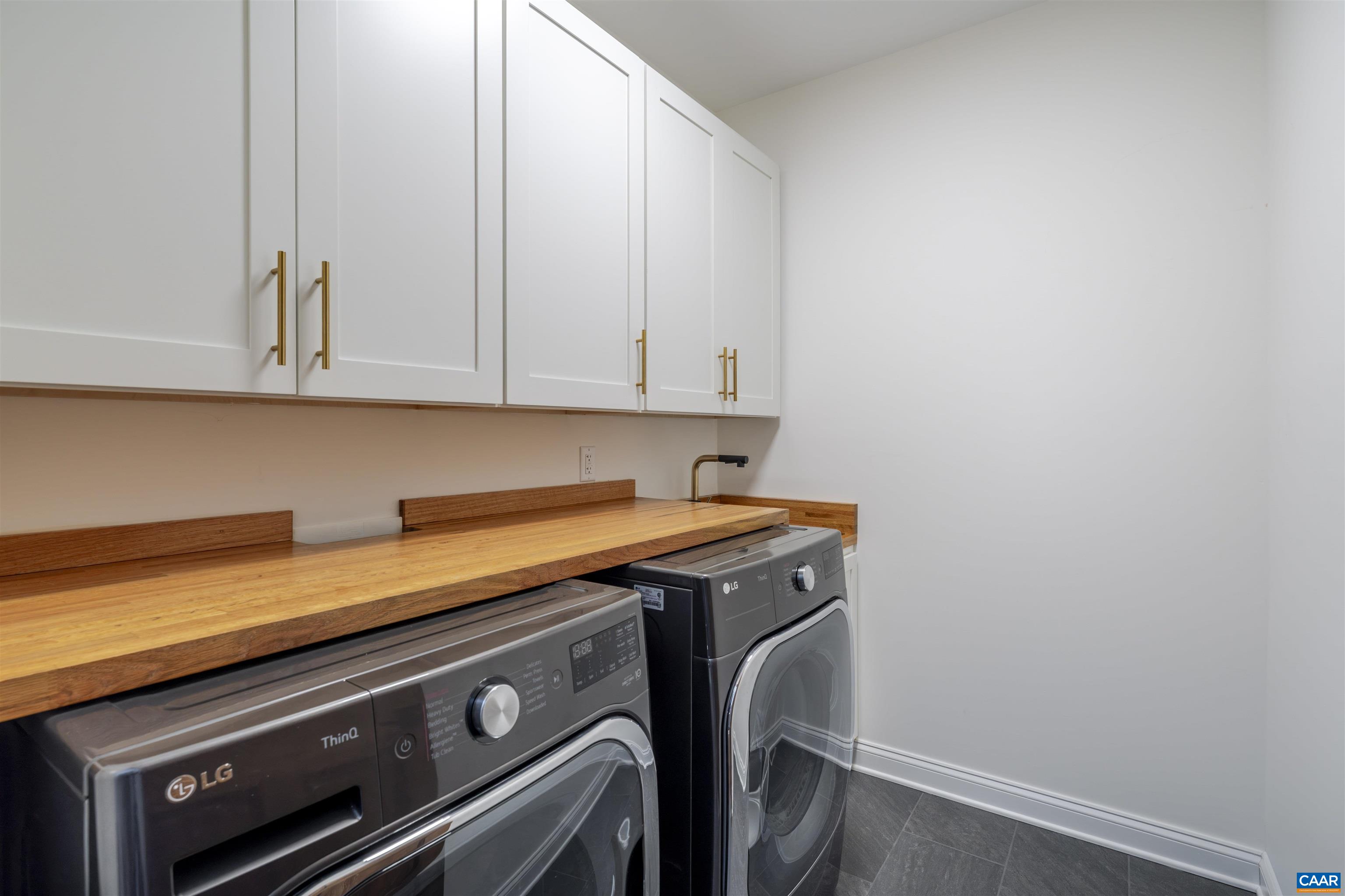 329 CARRSBROOK DR
