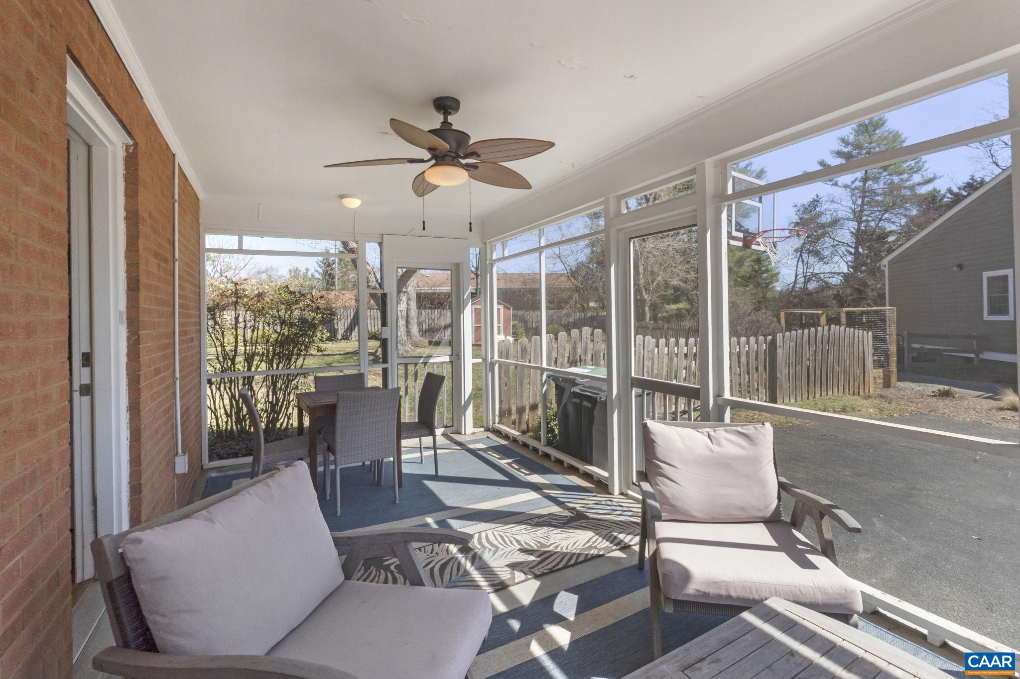 2310 TARLETON DR