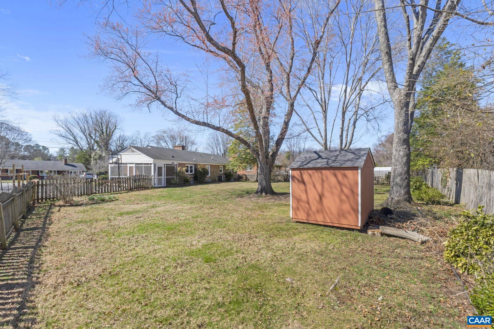 2310 TARLETON DR