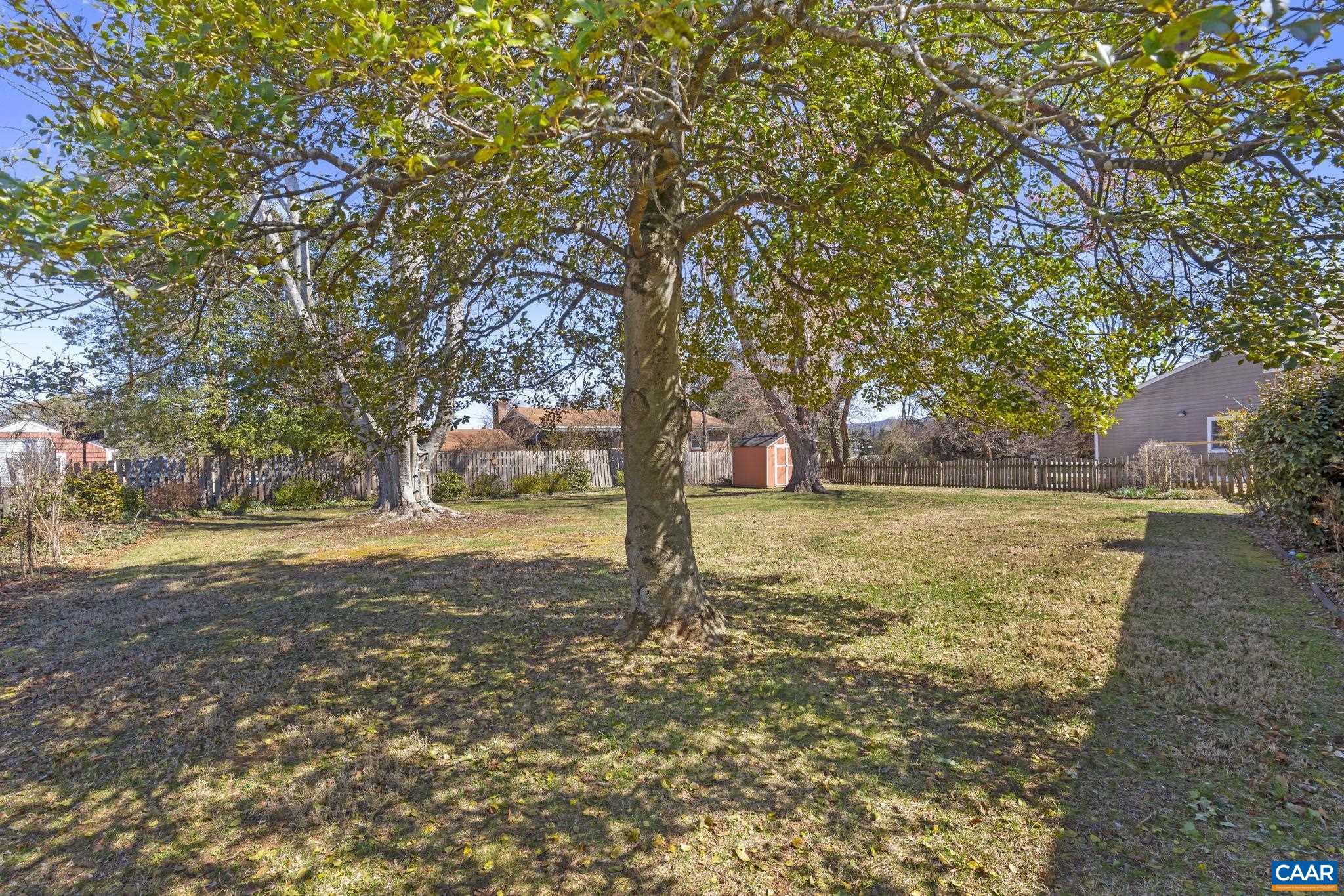 2310 TARLETON DR