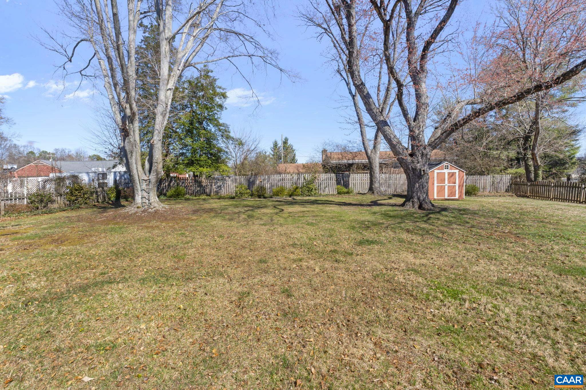 2310 TARLETON DR
