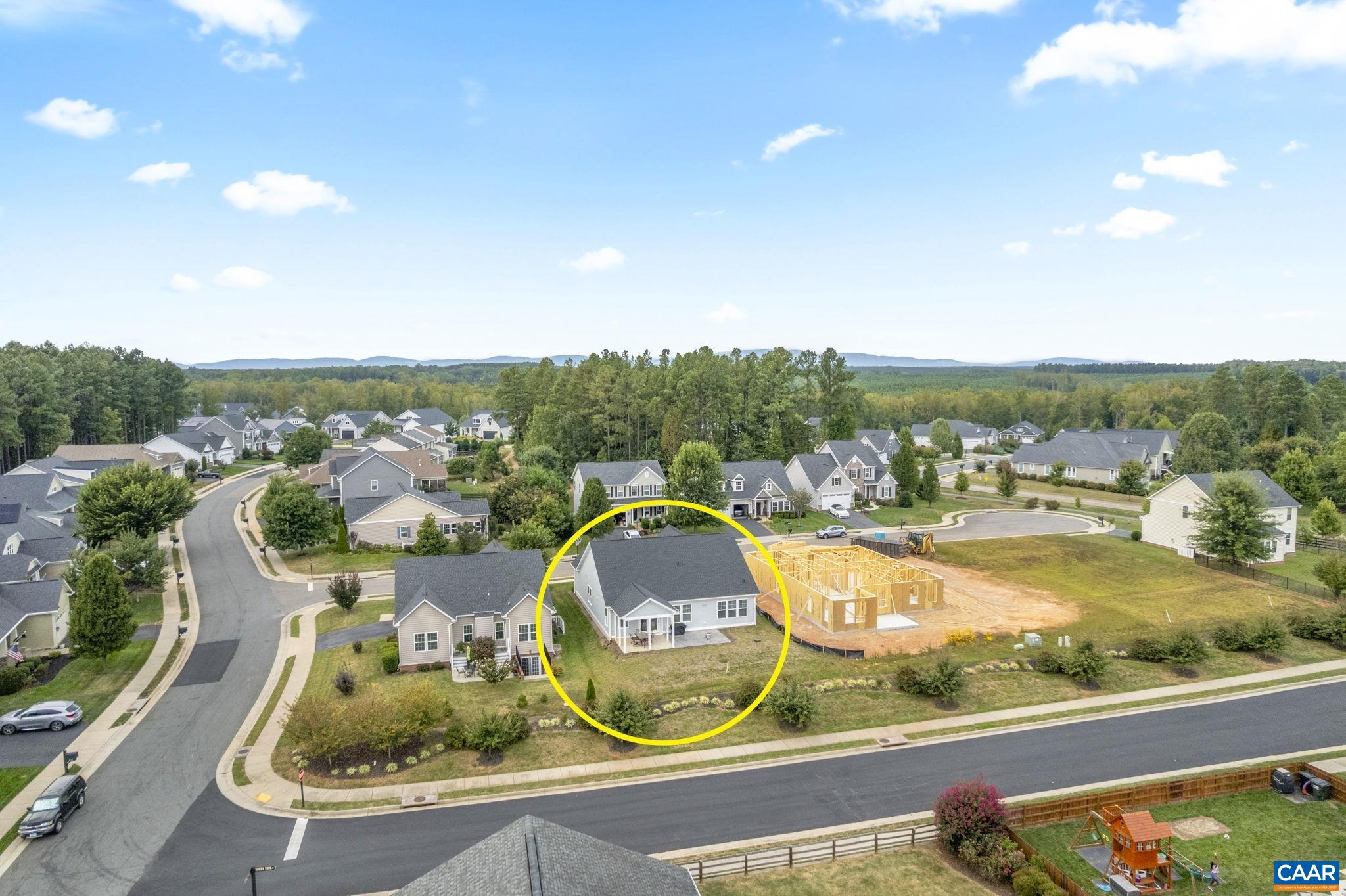 24 TURKEY TROT CT