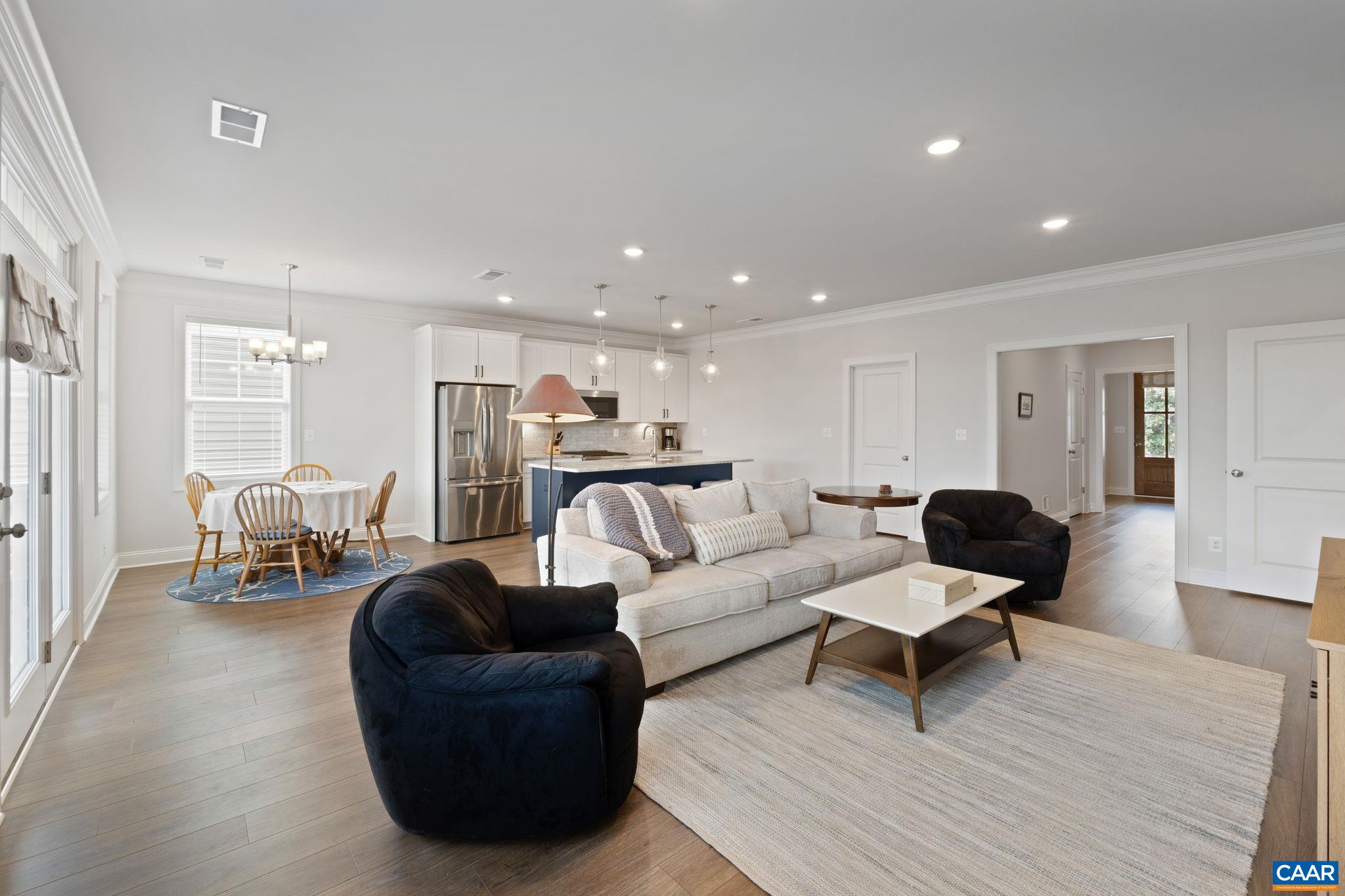 24 TURKEY TROT CT