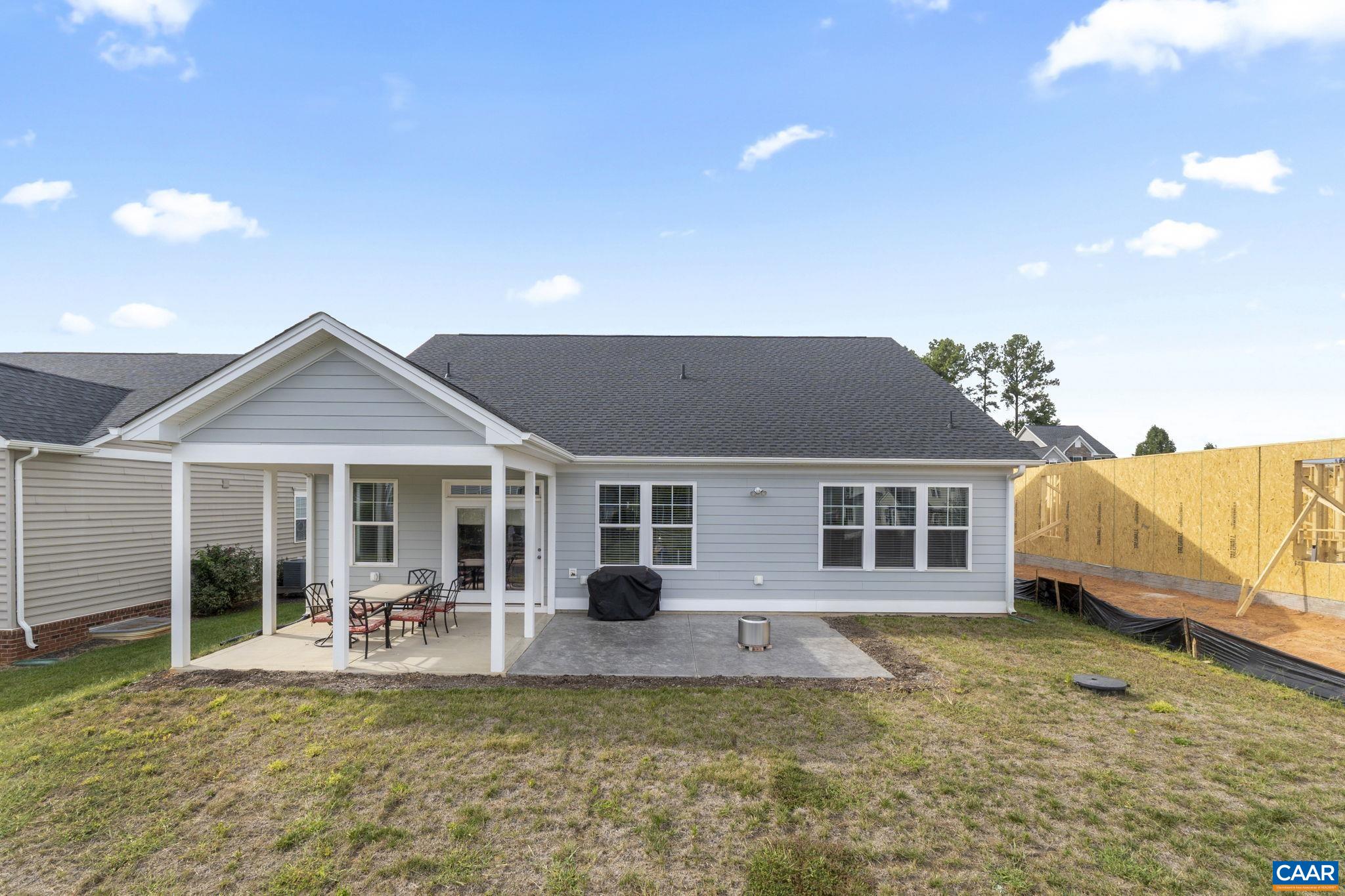 24 TURKEY TROT CT
