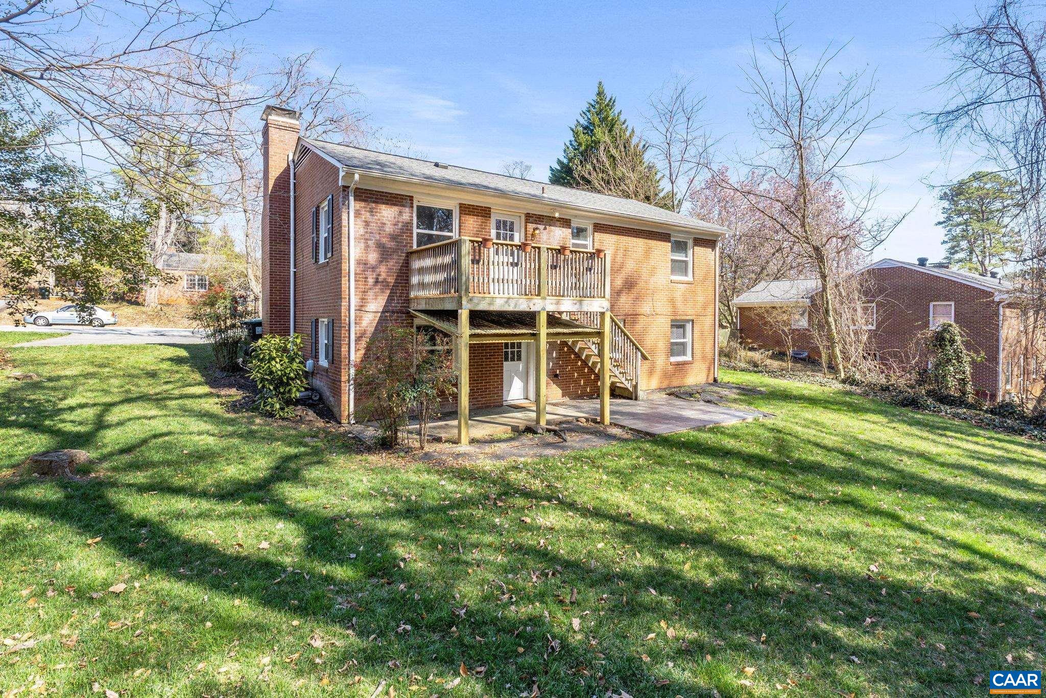 2310 WAYNE AVE