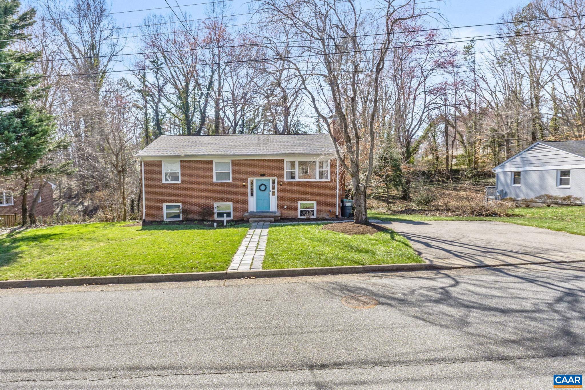 2310 WAYNE AVE