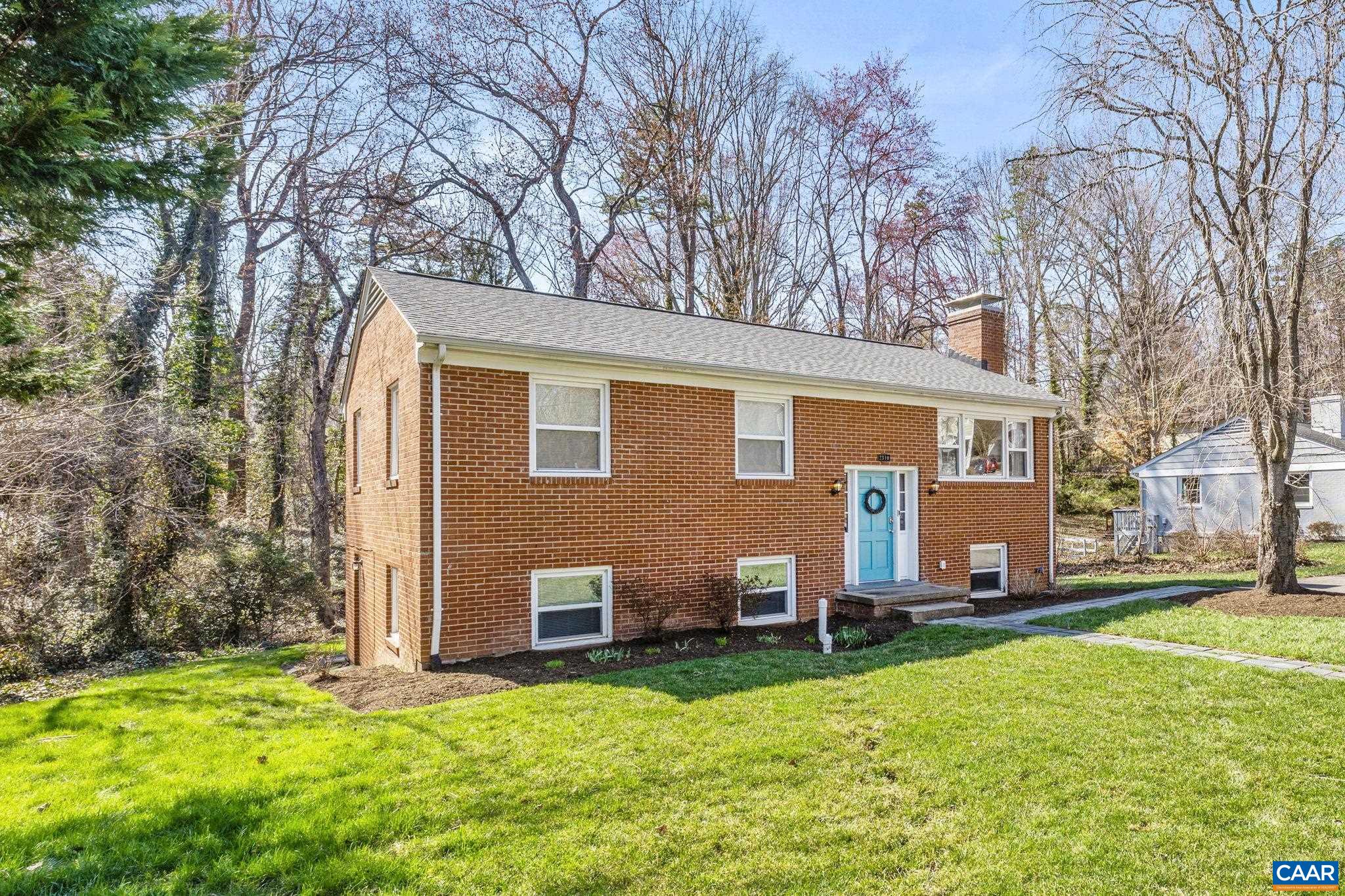 2310 WAYNE AVE