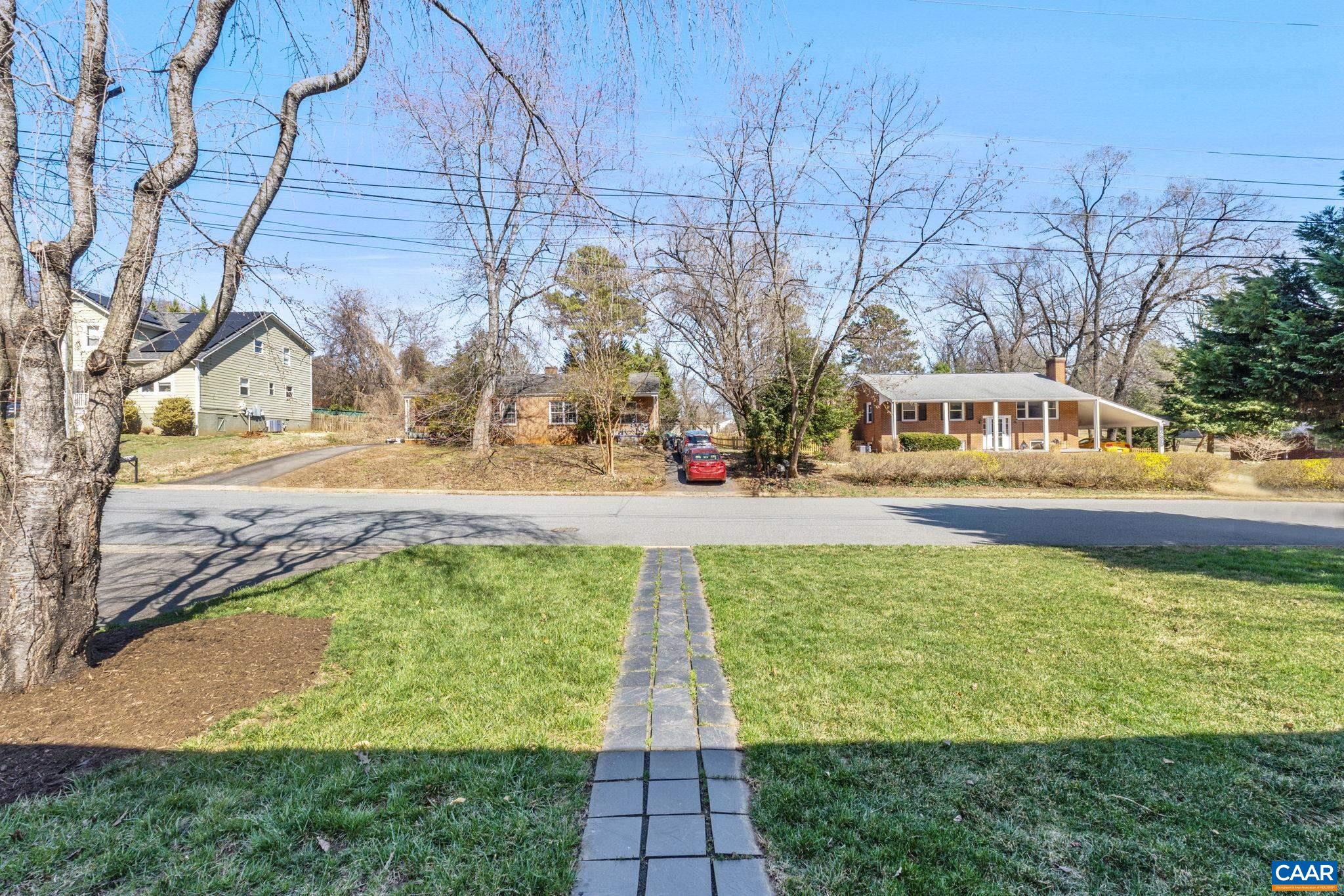 2310 WAYNE AVE