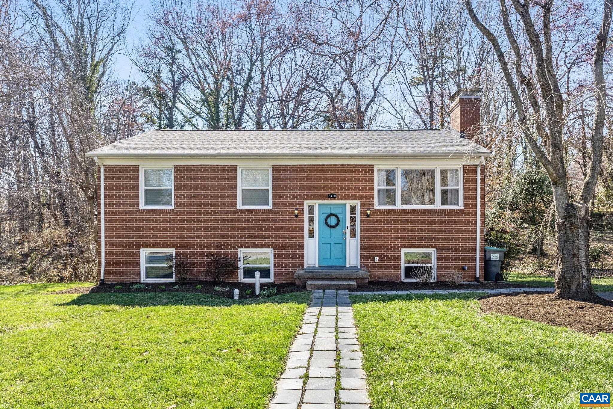 2310 WAYNE AVE