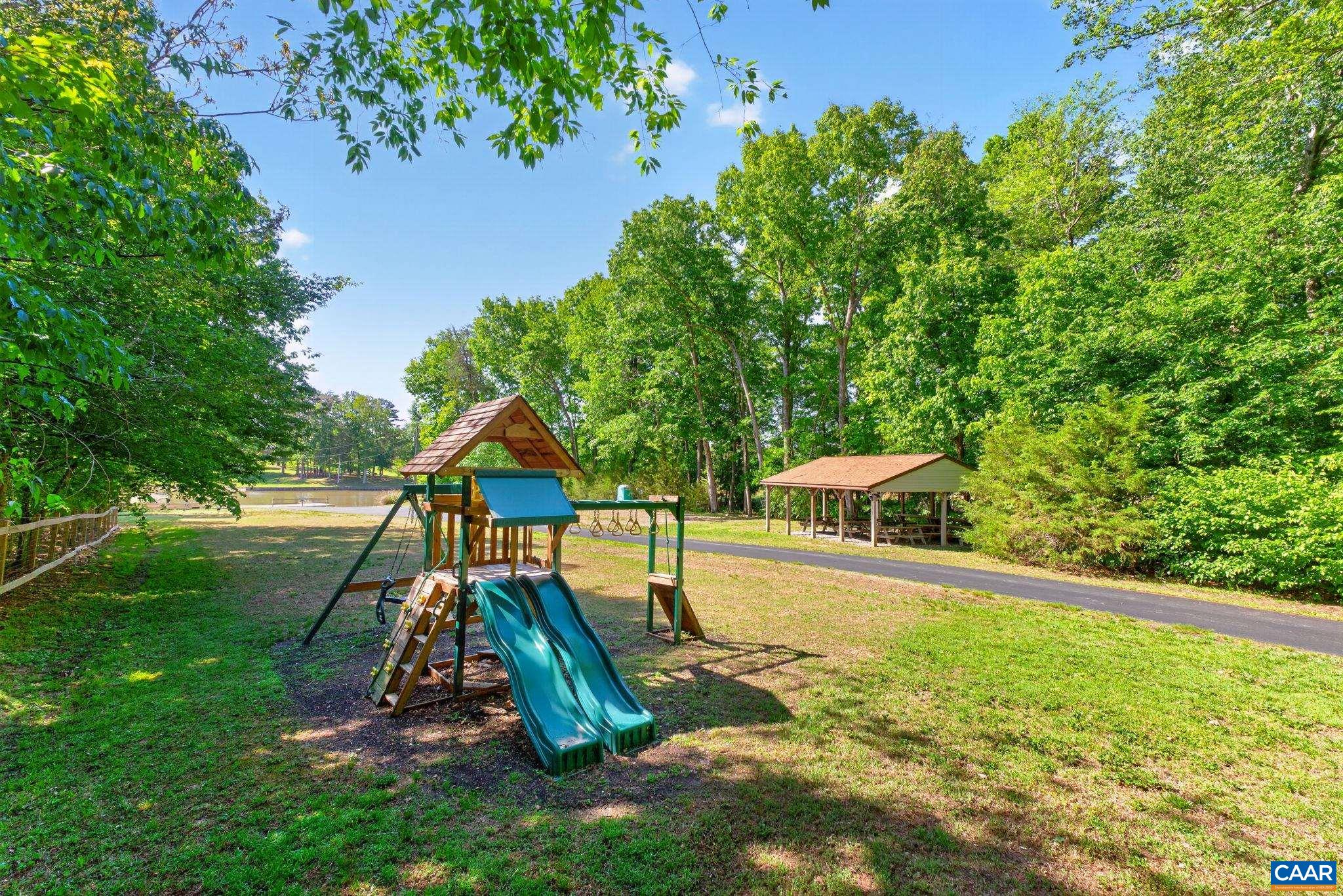 1229 PEACH GROVE RD