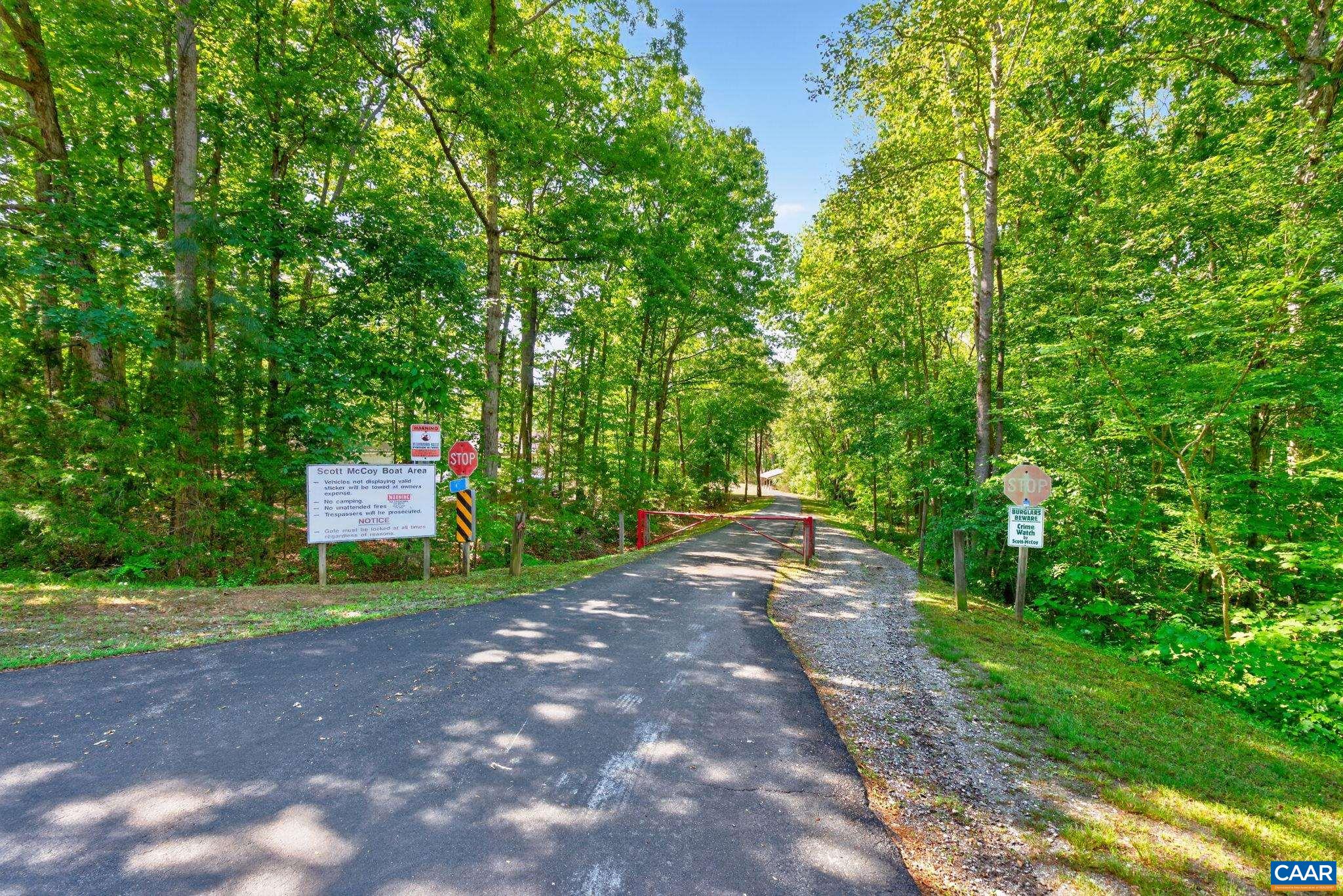 1229 PEACH GROVE RD