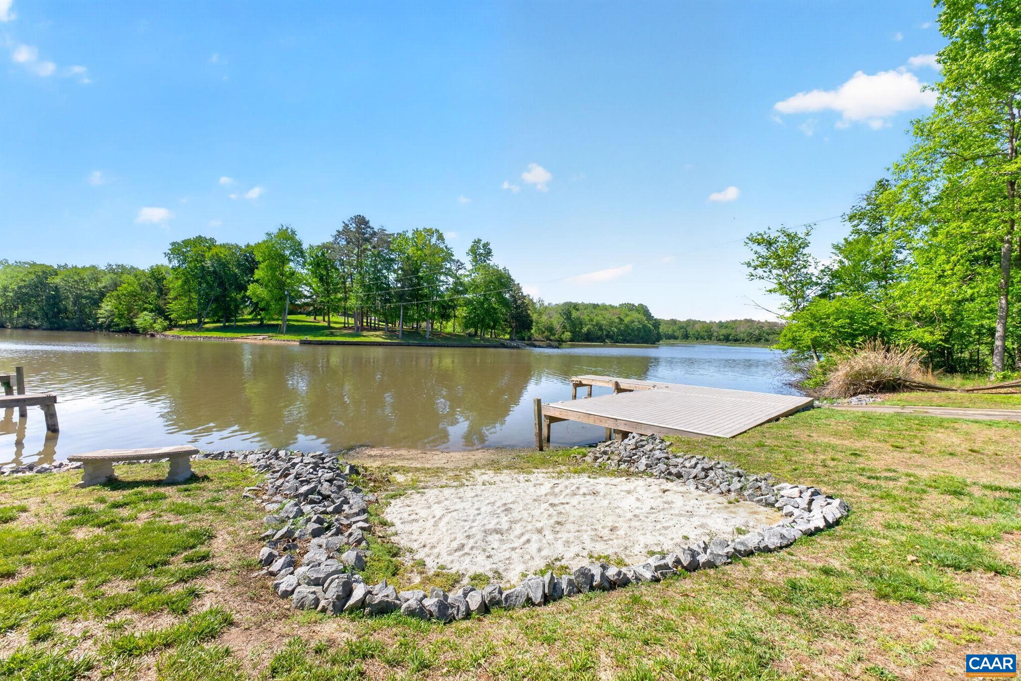 1229 PEACH GROVE RD