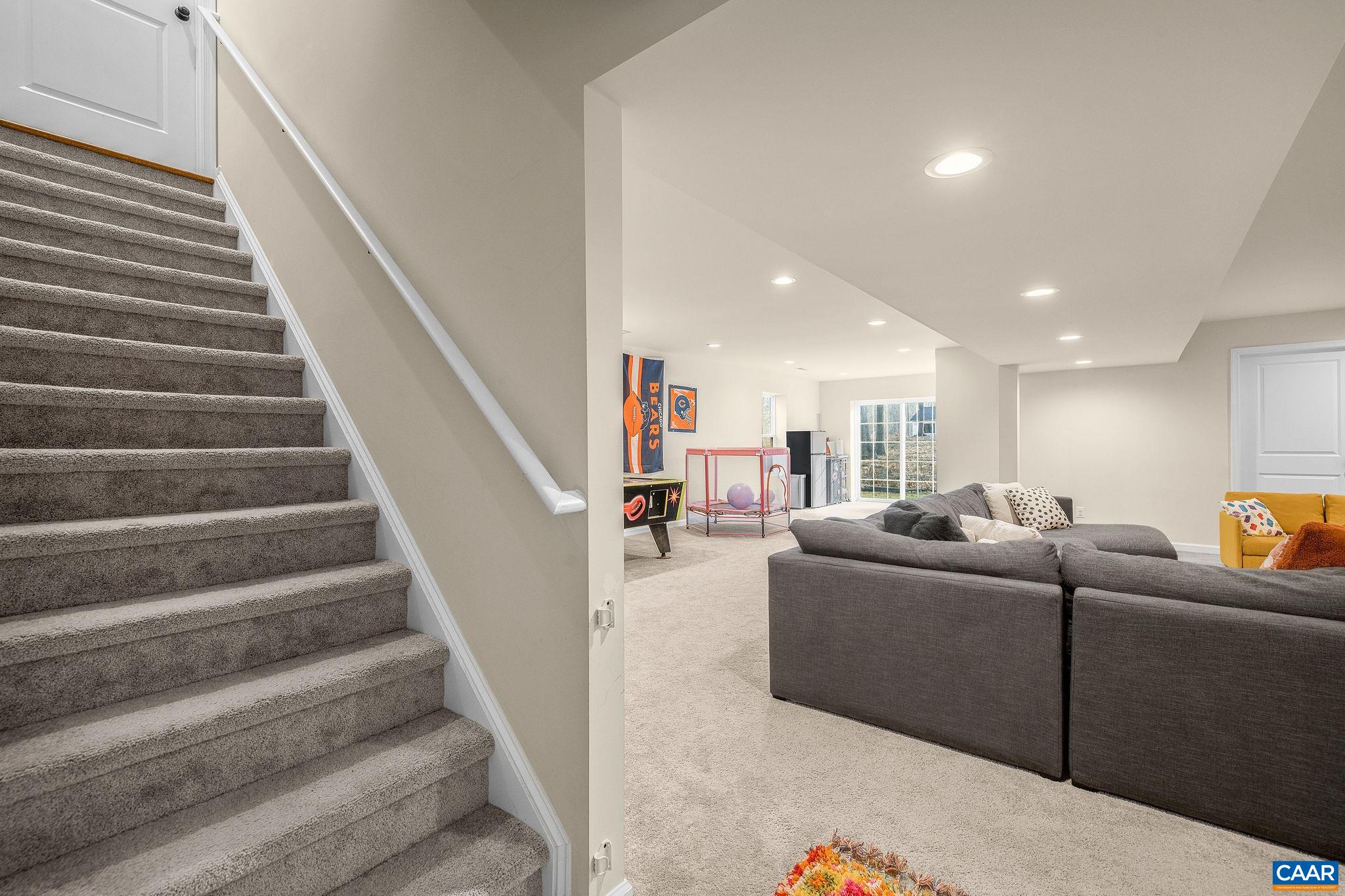1229 PEACH GROVE RD