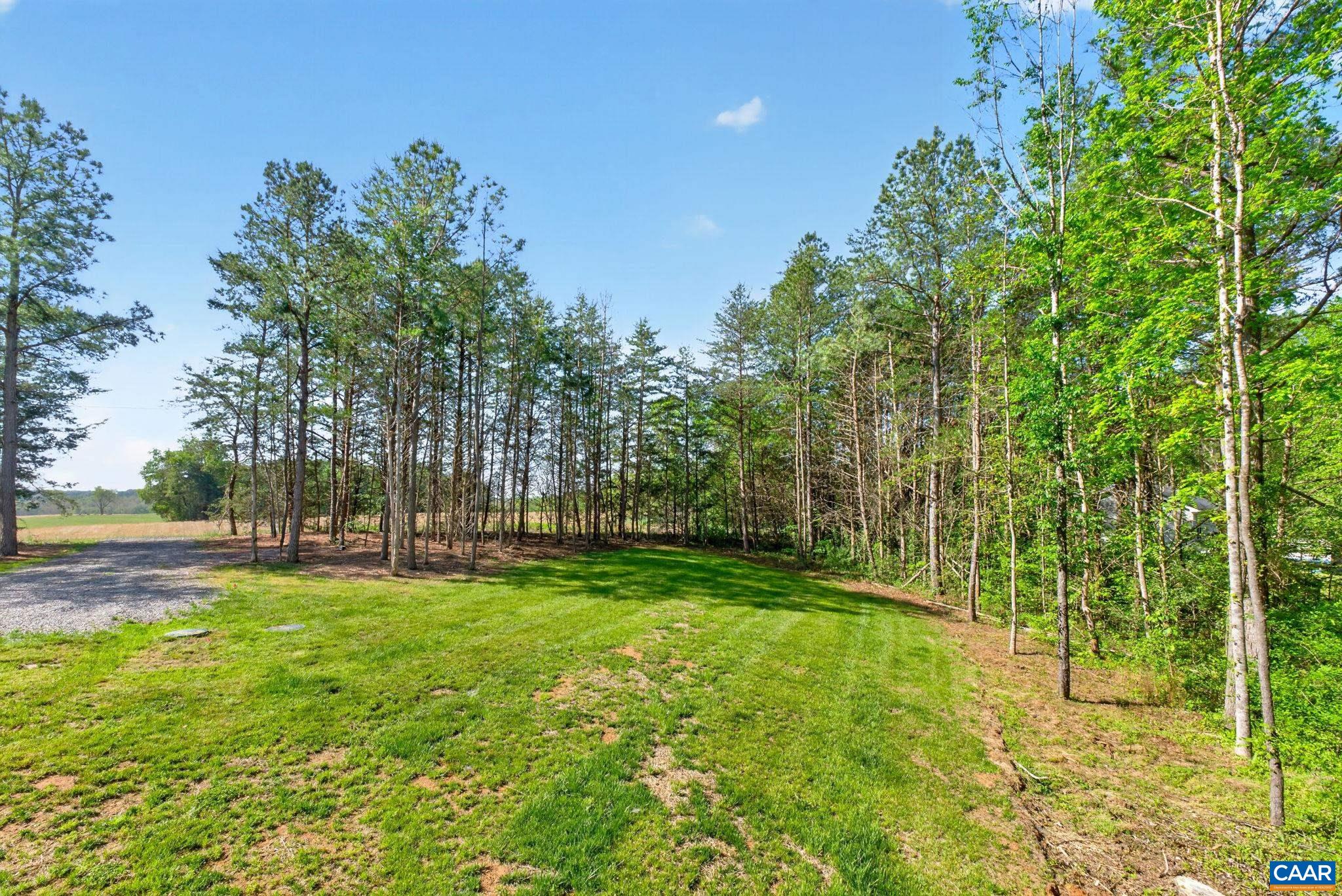 1229 PEACH GROVE RD