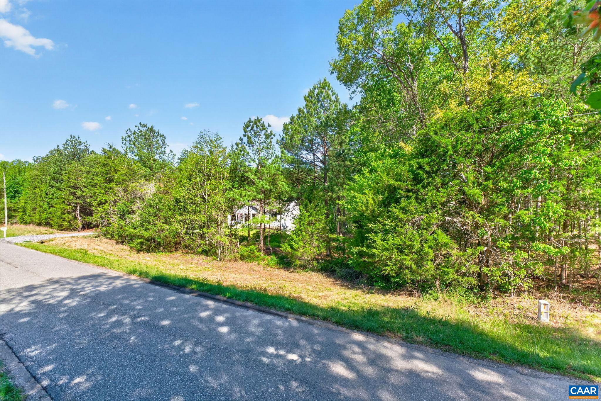 1229 PEACH GROVE RD