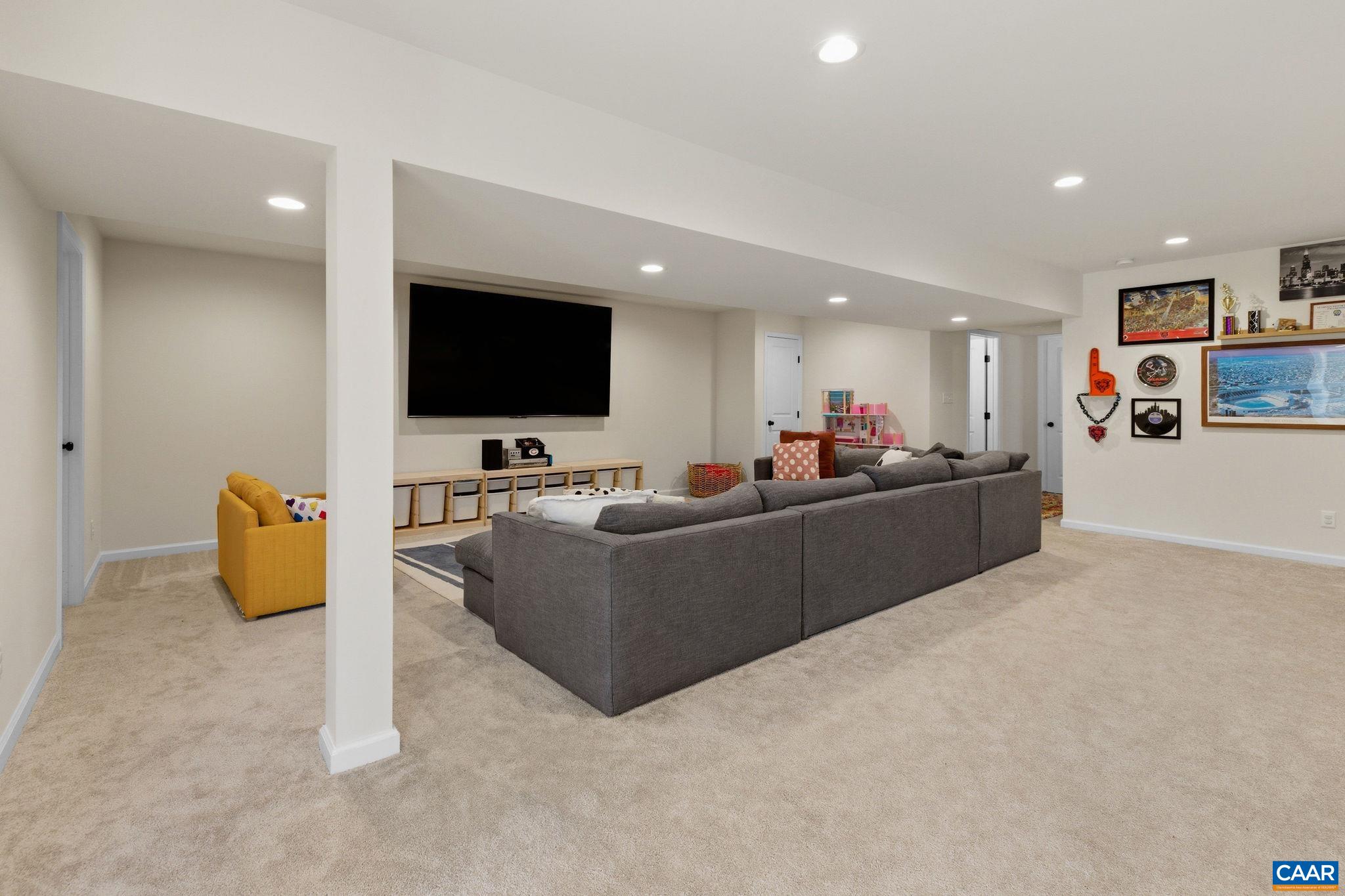 1229 PEACH GROVE RD