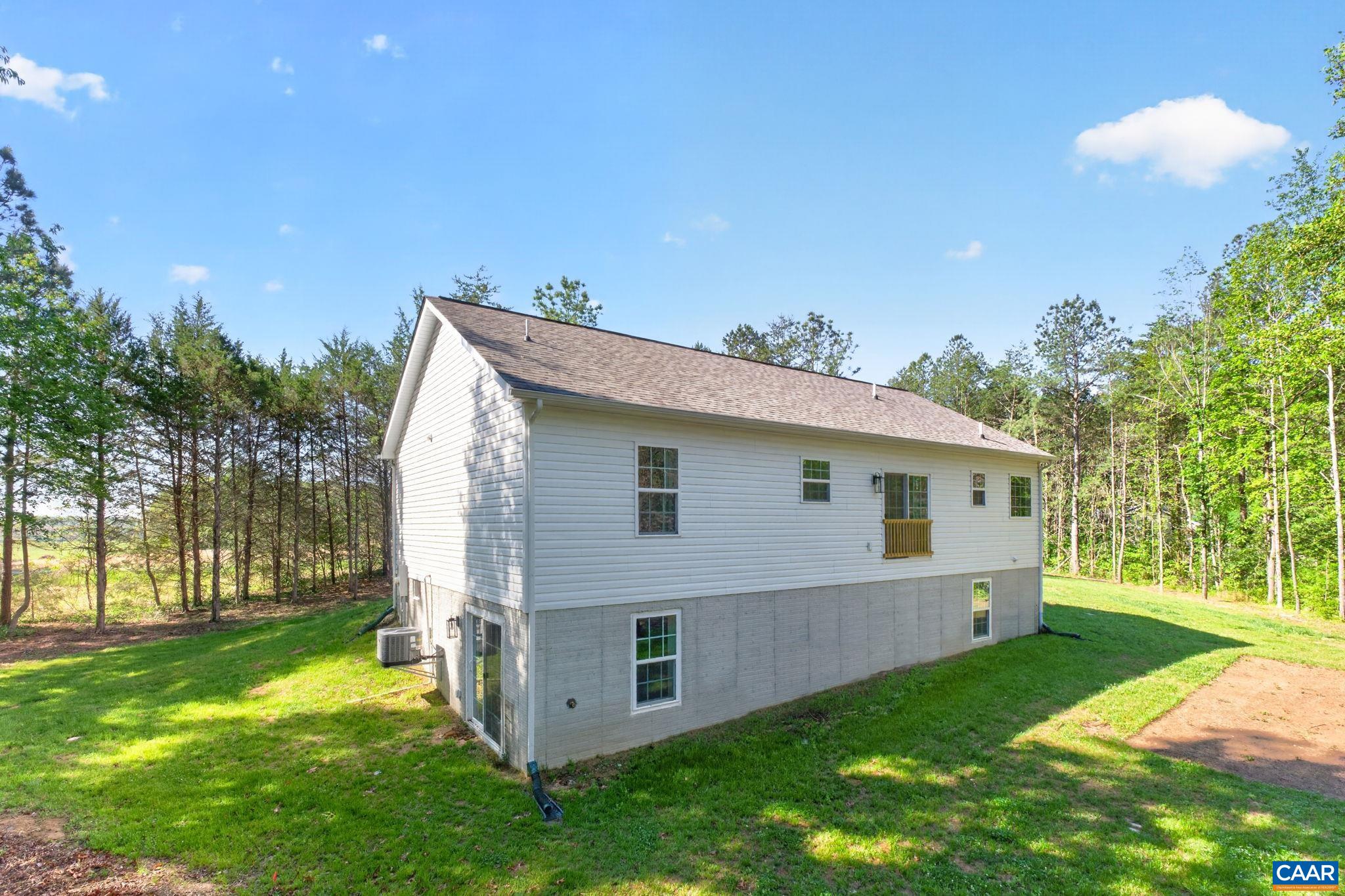 1229 PEACH GROVE RD