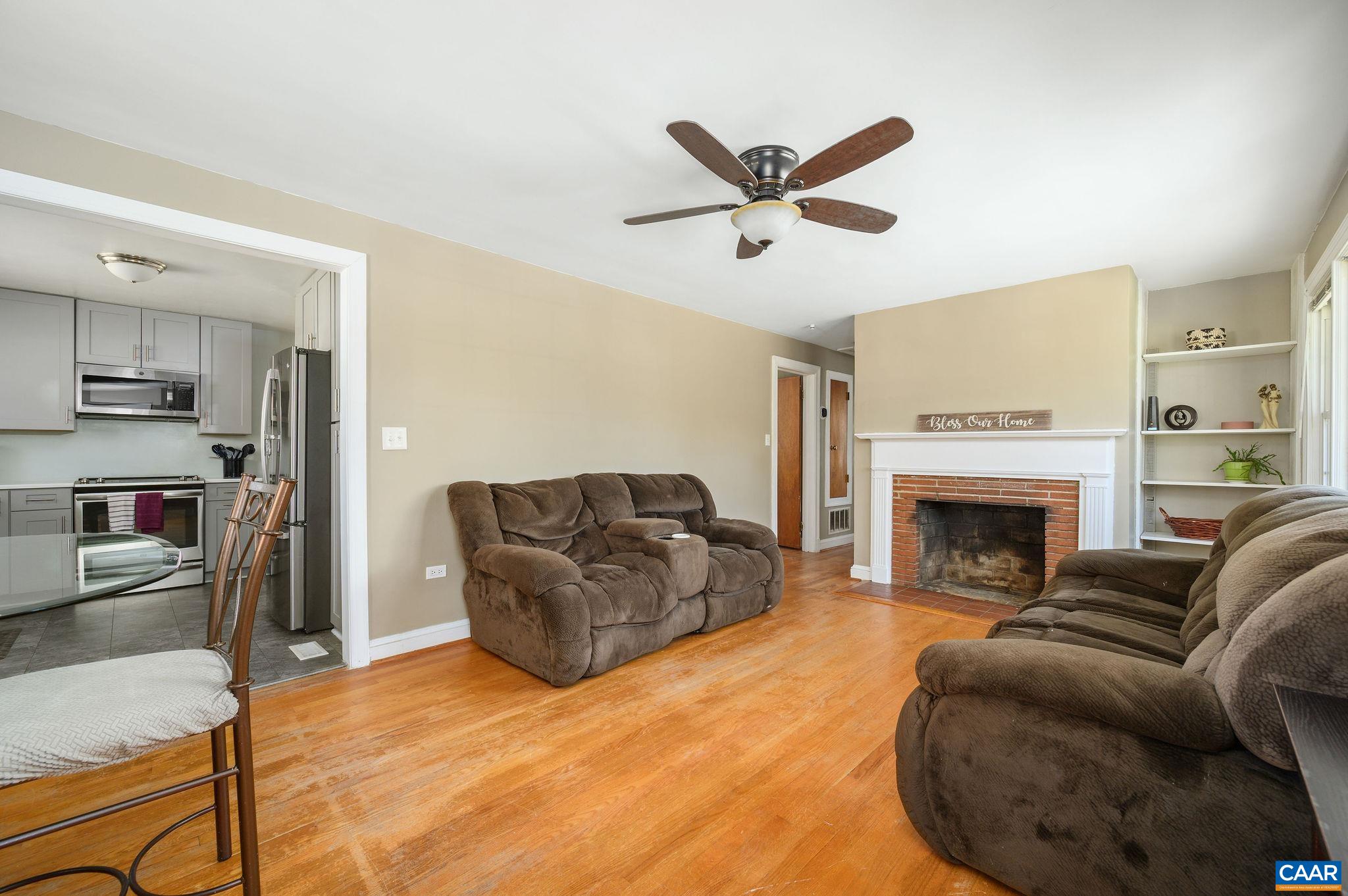 2726 MCELROY DR