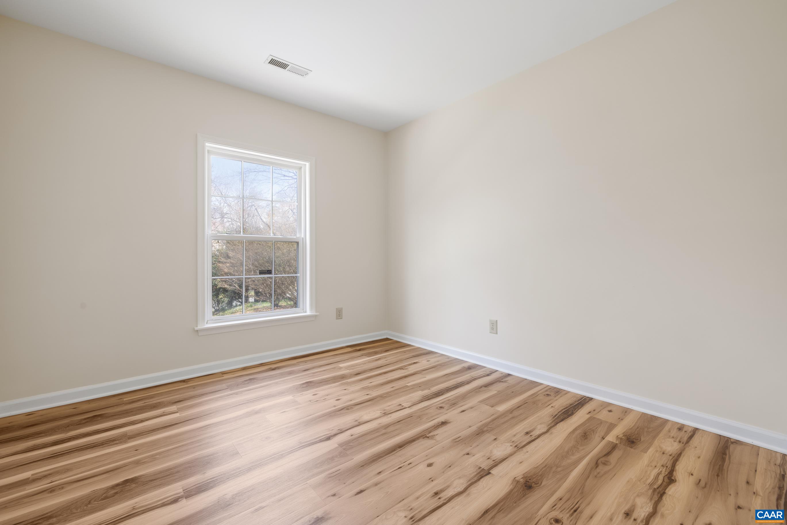 3041 COPPER KNOLL RD