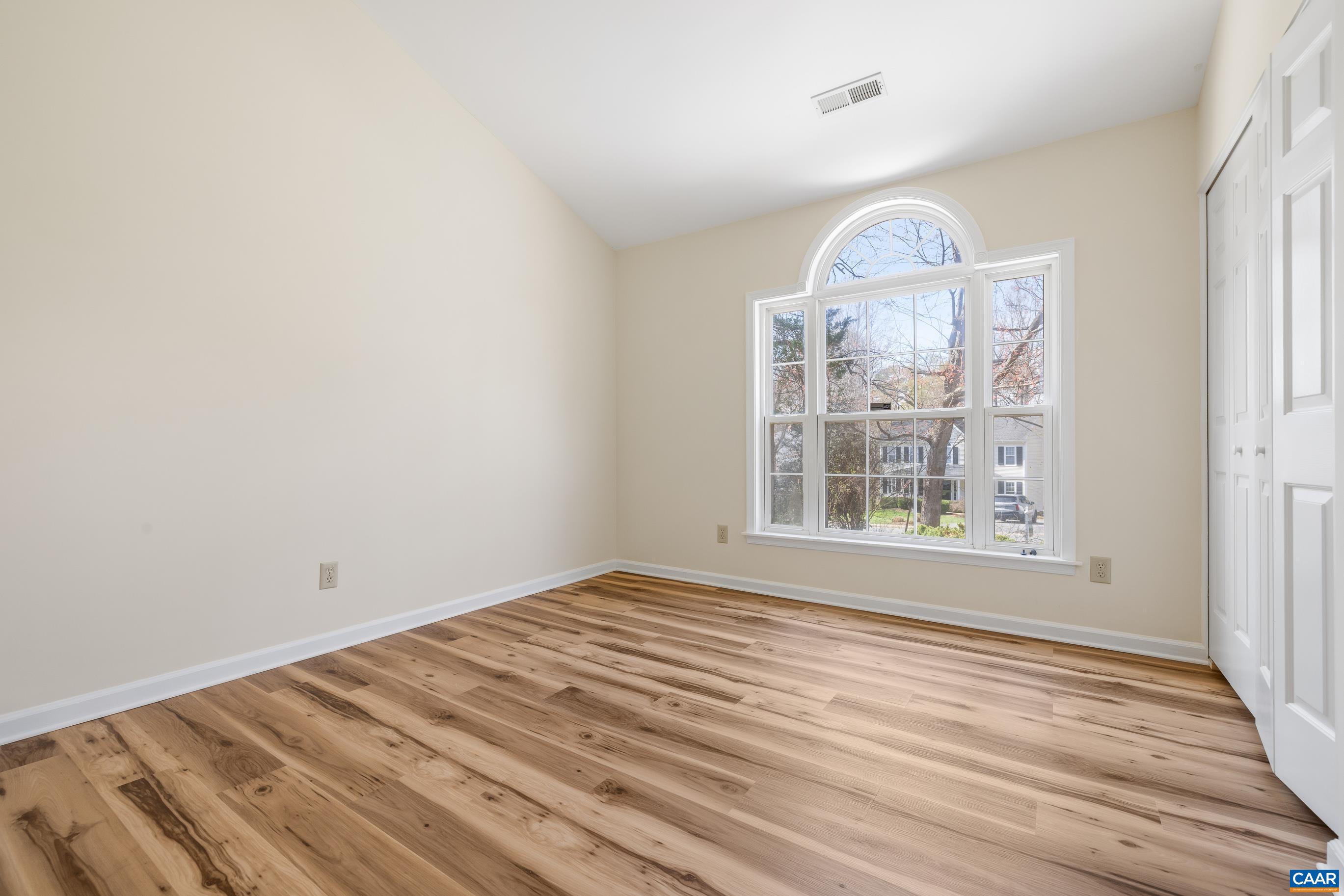 3041 COPPER KNOLL RD