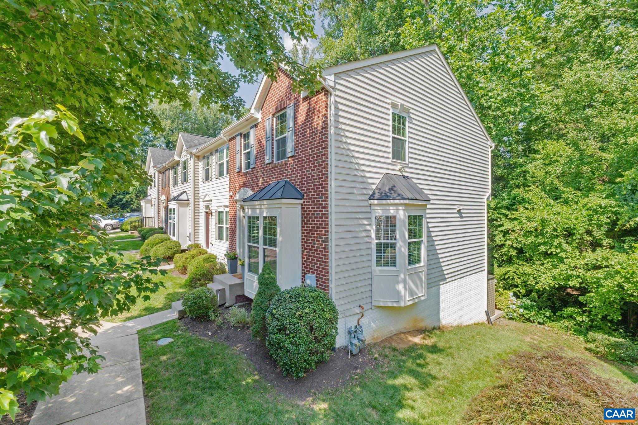 834 ROCK CREEK RD