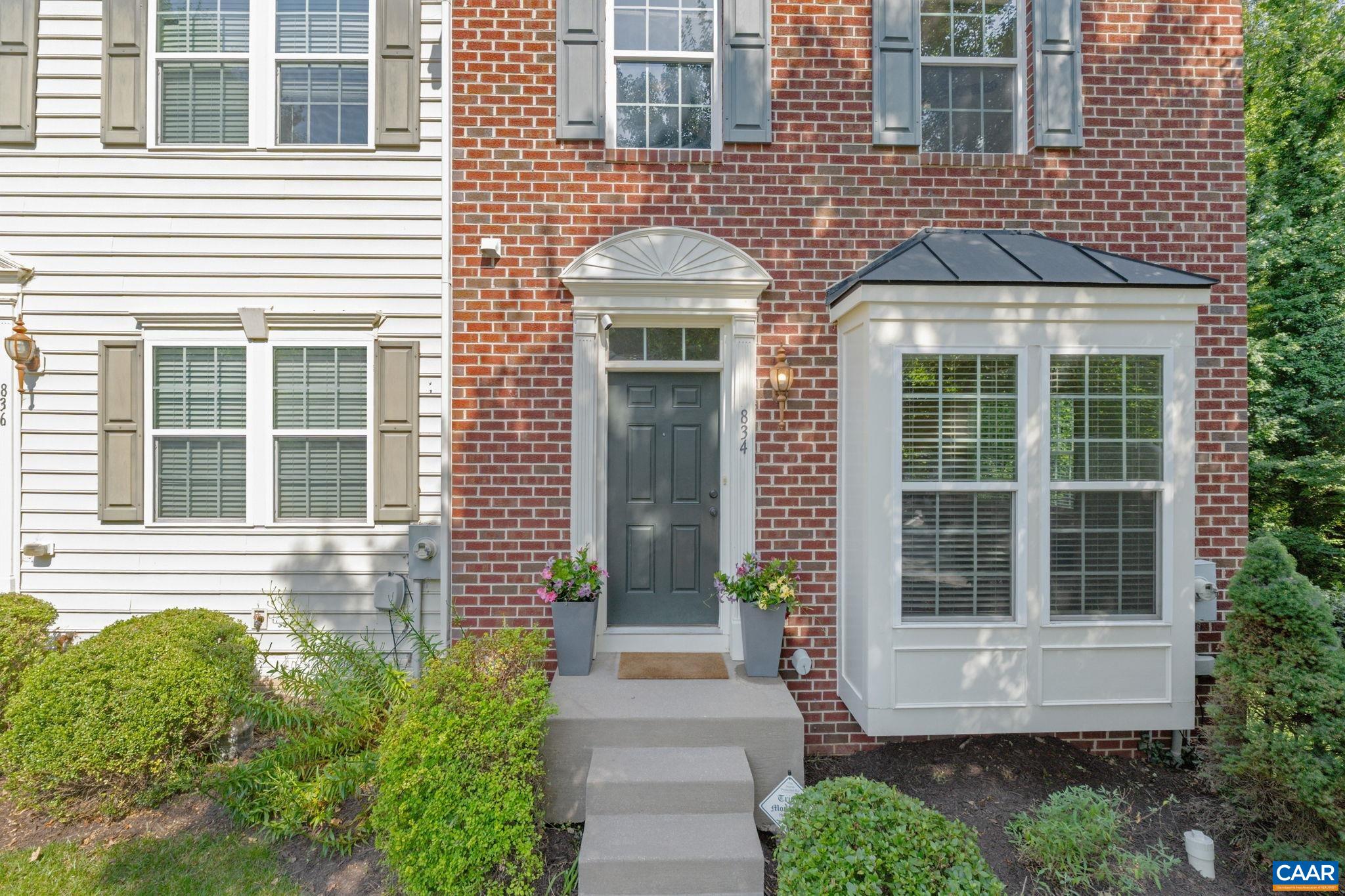 834 ROCK CREEK RD