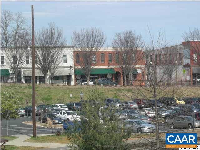755 WALKER SQ Unit: 3D