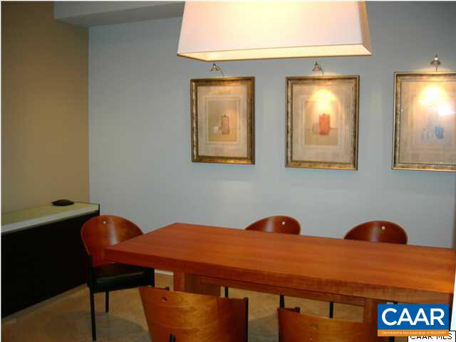 755 WALKER SQ Unit: 3D