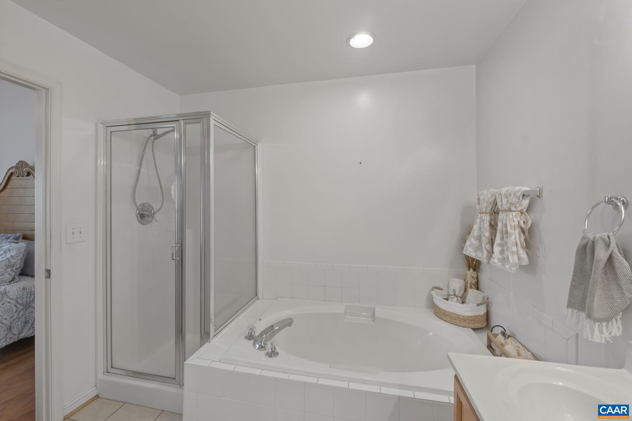 530 PEBBLE HILL CT