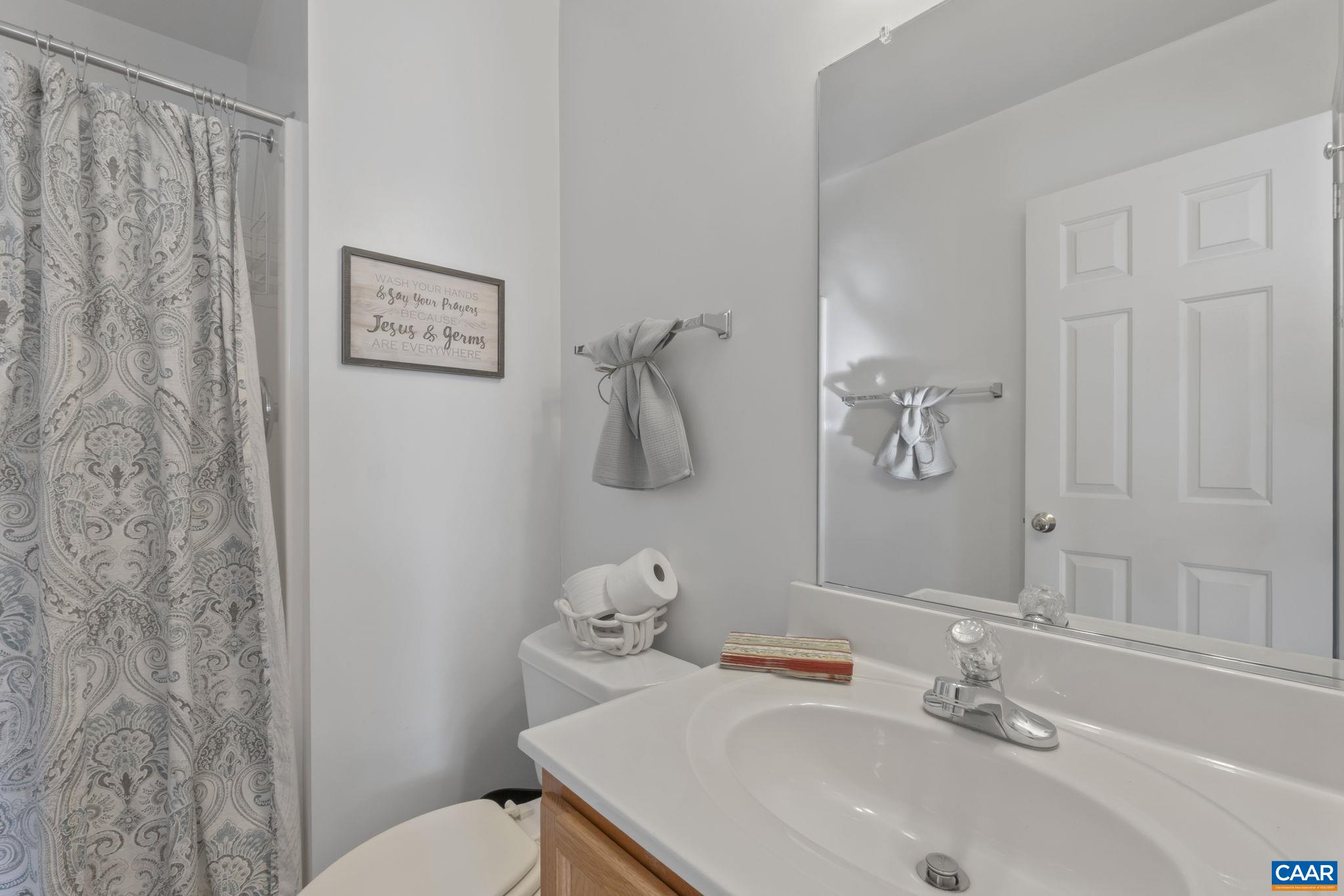 530 PEBBLE HILL CT