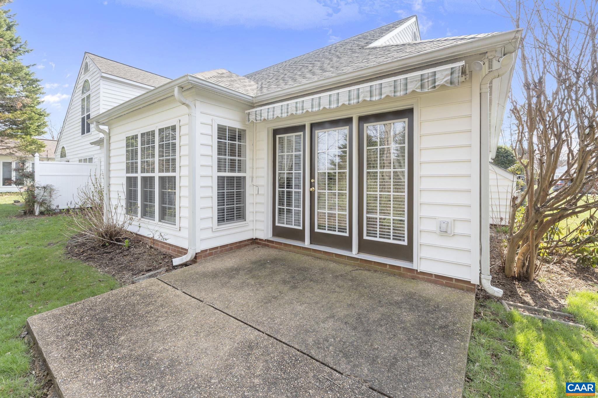 530 PEBBLE HILL CT