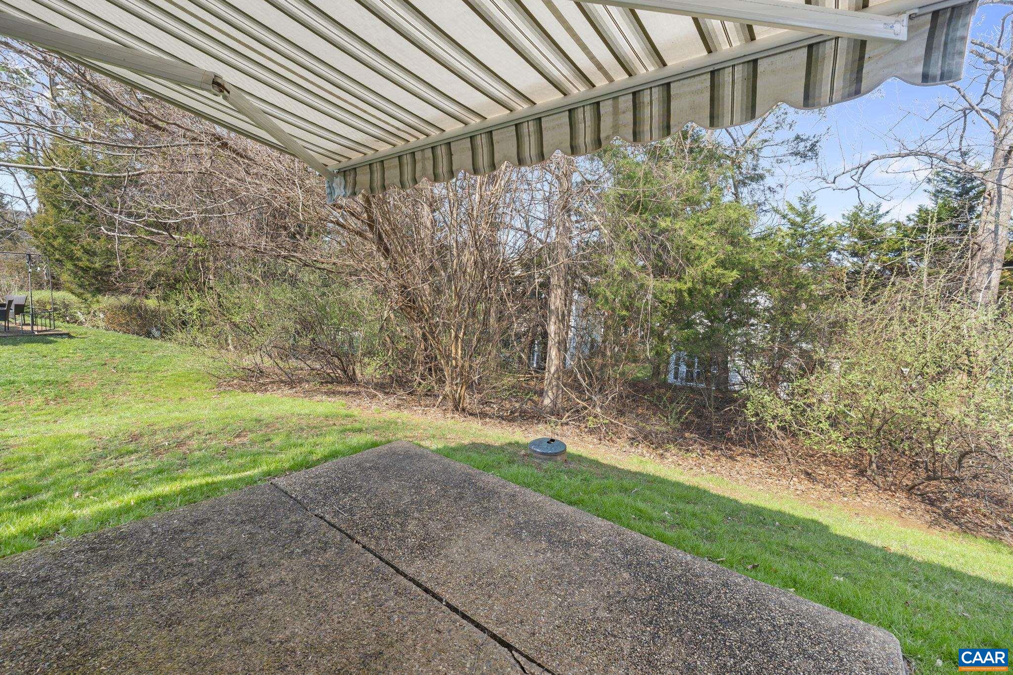 530 PEBBLE HILL CT