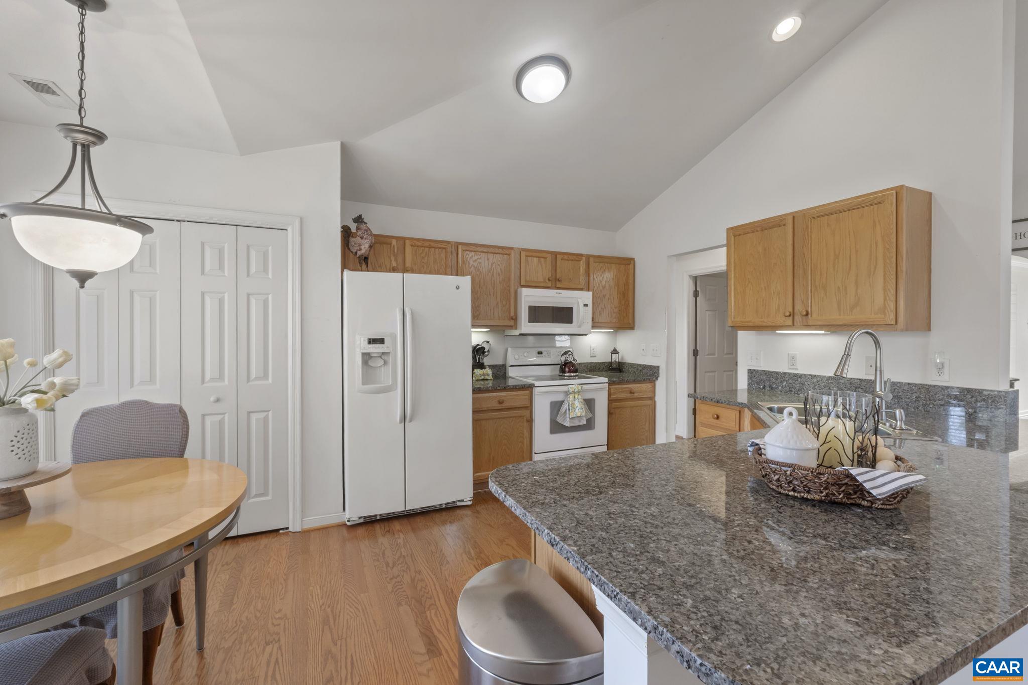 530 PEBBLE HILL CT