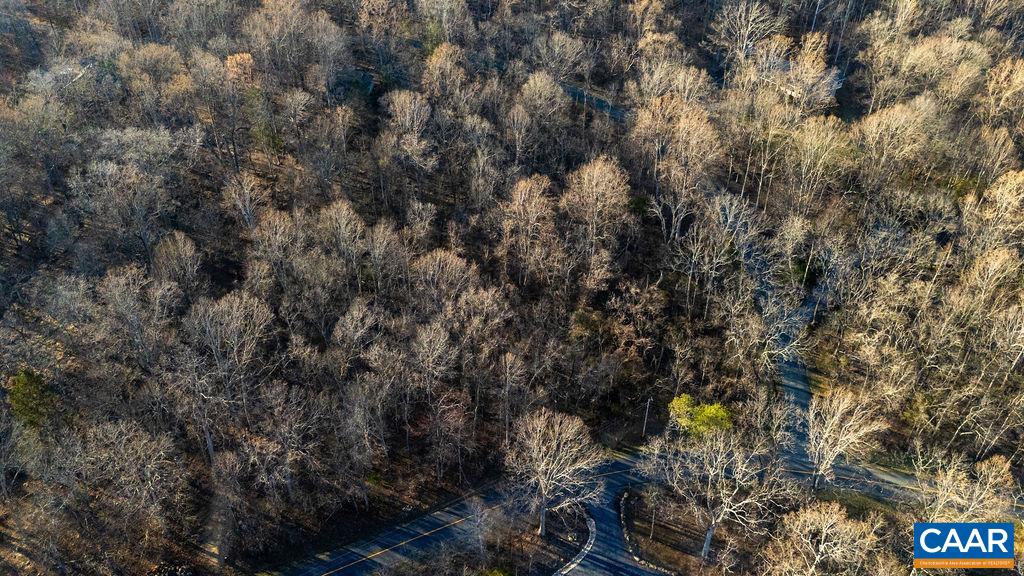 Lot 33 MONOCAN DR