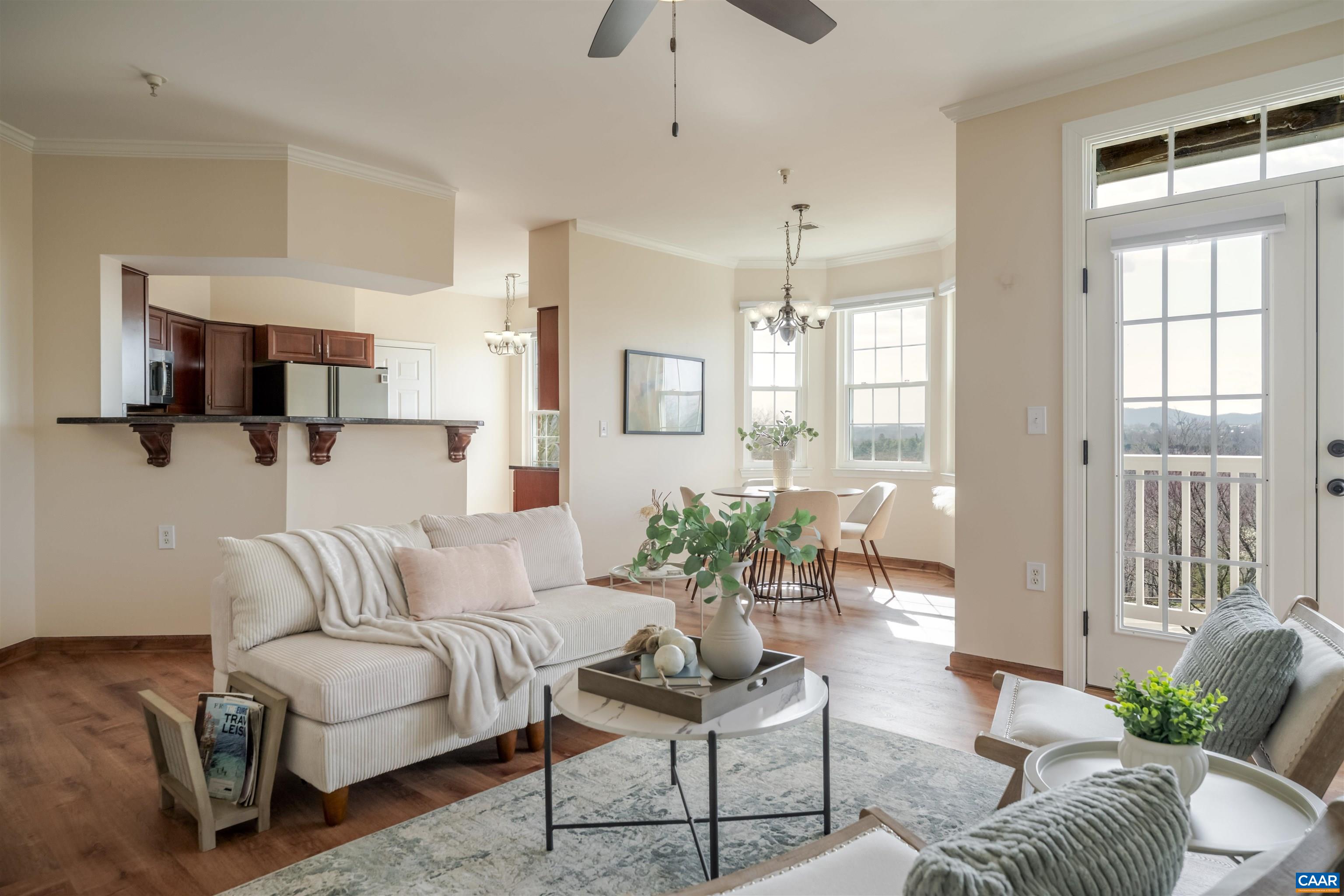 1055 WEYBRIDGE CT Unit: 204