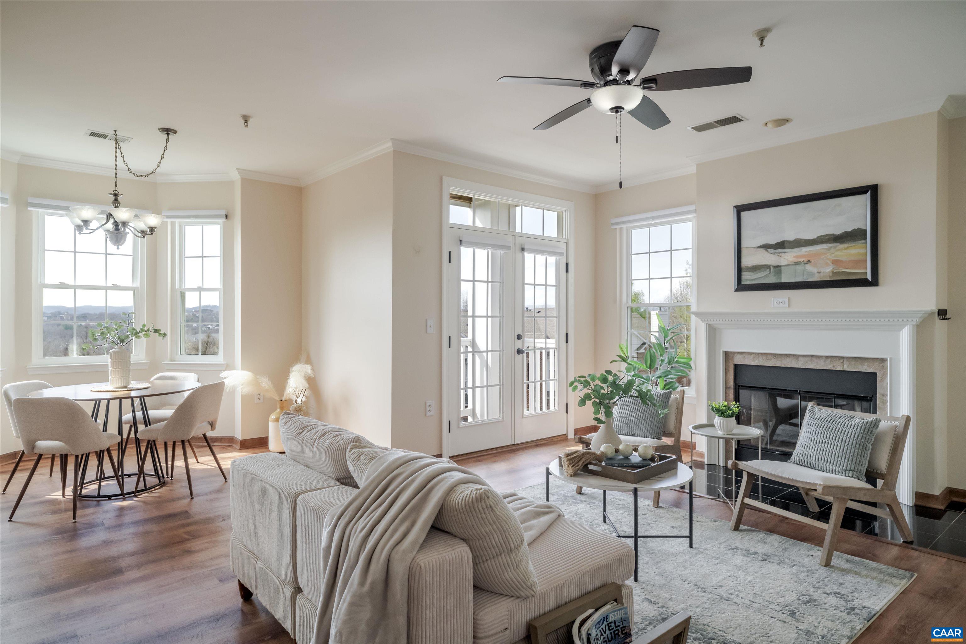 1055 WEYBRIDGE CT Unit: 204