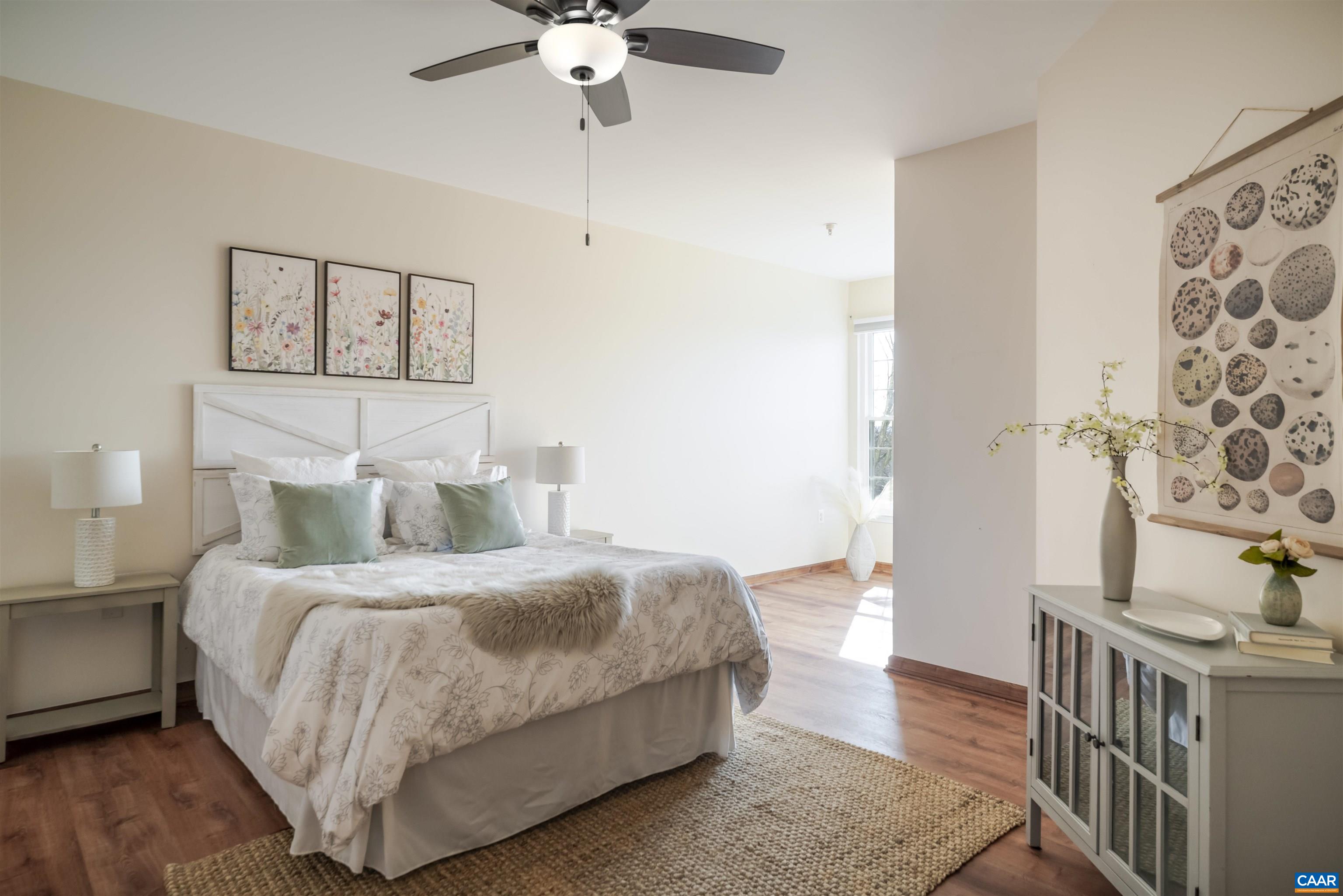 1055 WEYBRIDGE CT Unit: 204