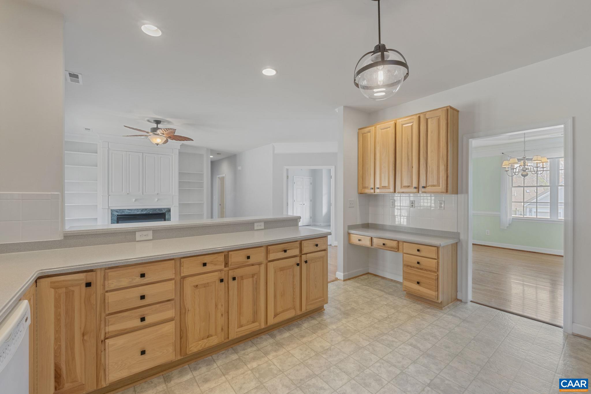 1118 RUSTIC WILLOW LN