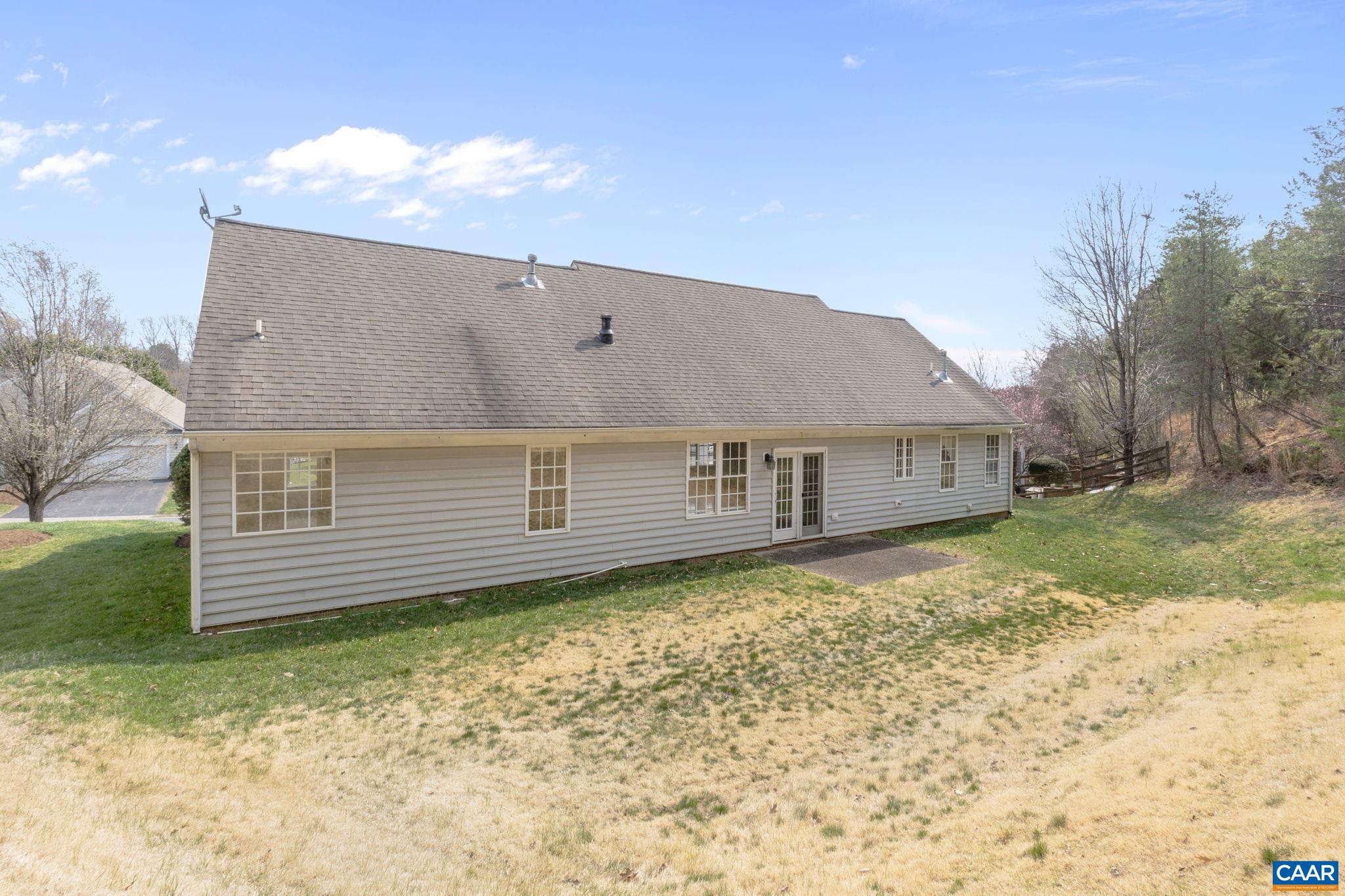 1118 RUSTIC WILLOW LN