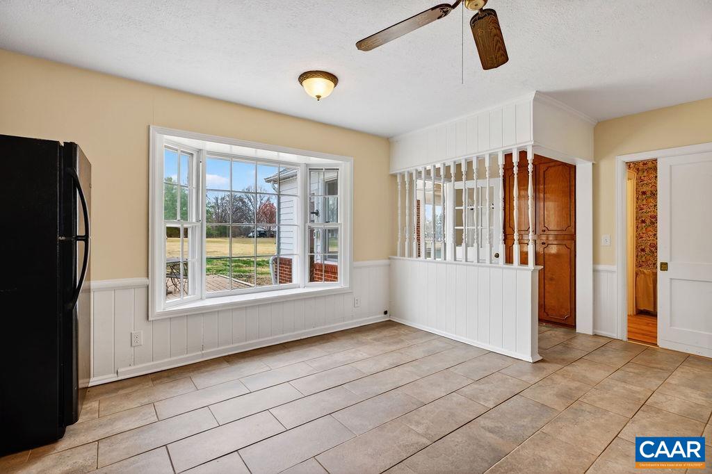 5694 PATRICK HENRY HWY