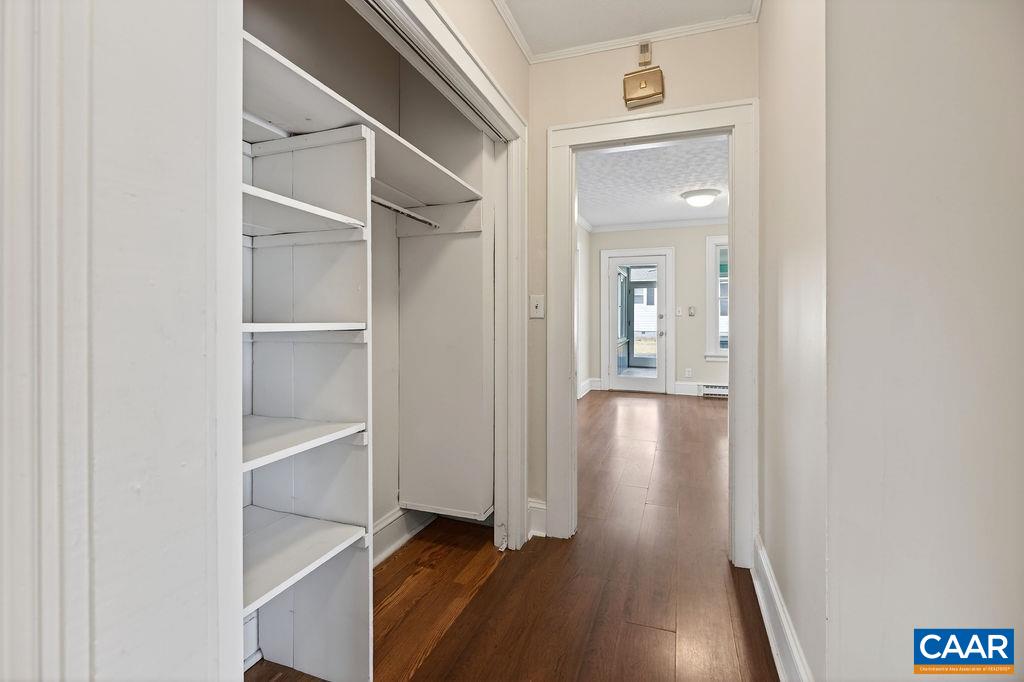 5694 PATRICK HENRY HWY