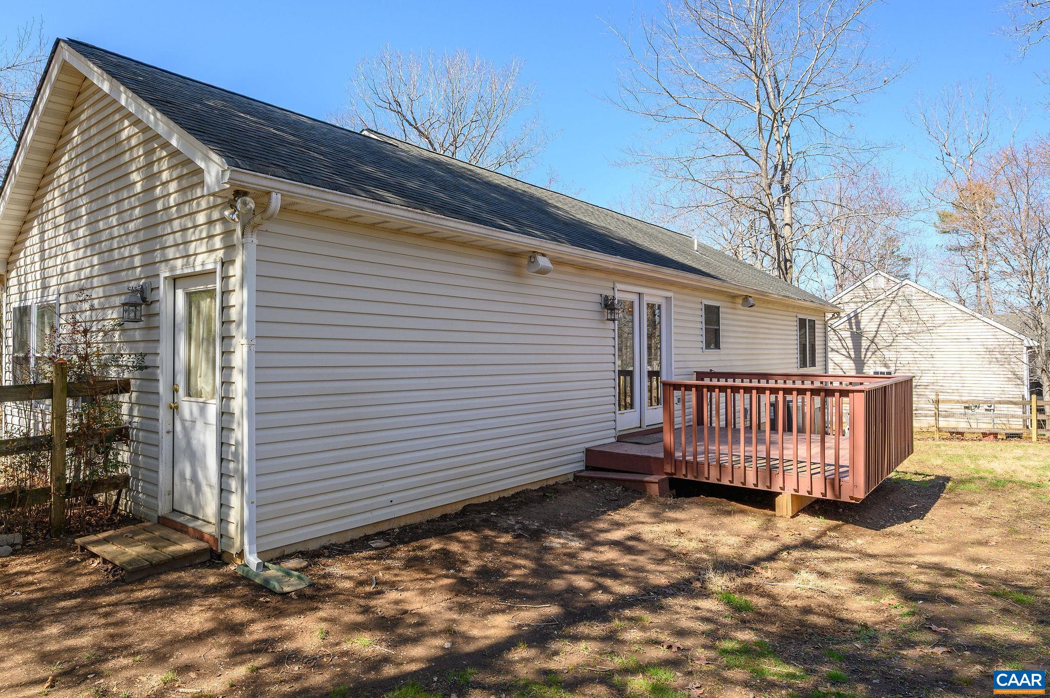 5 CHIPPEWA LN