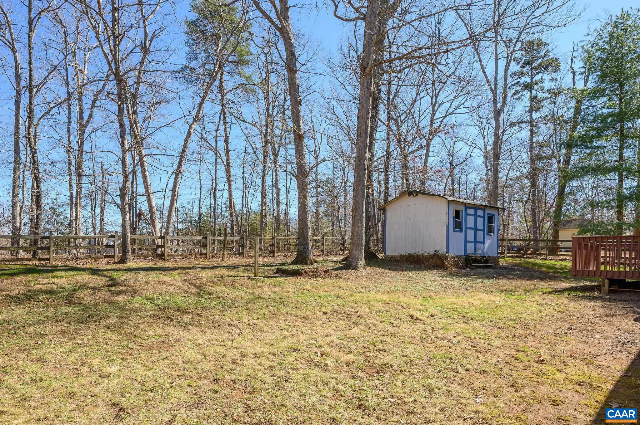 5 CHIPPEWA LN