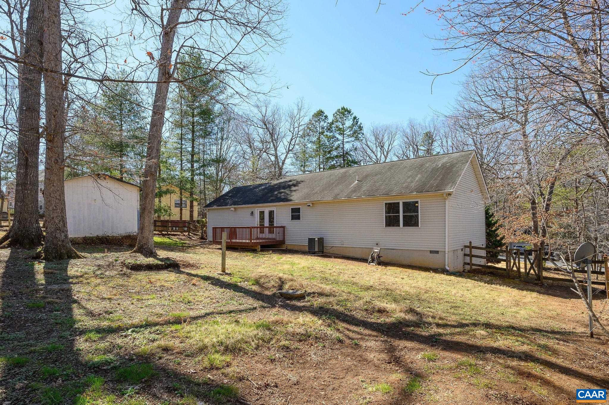 5 CHIPPEWA LN