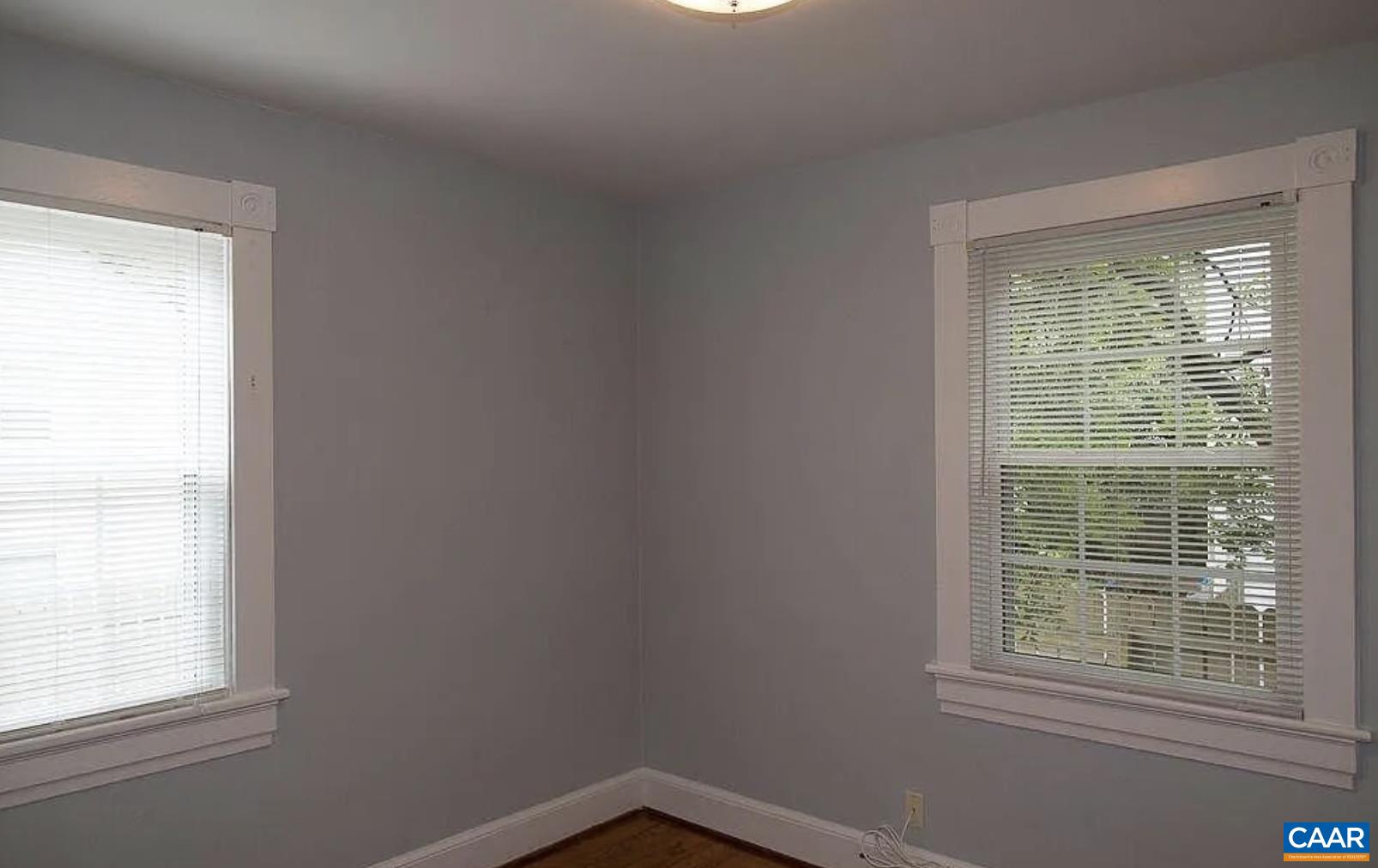 1419 CHERRY AVE