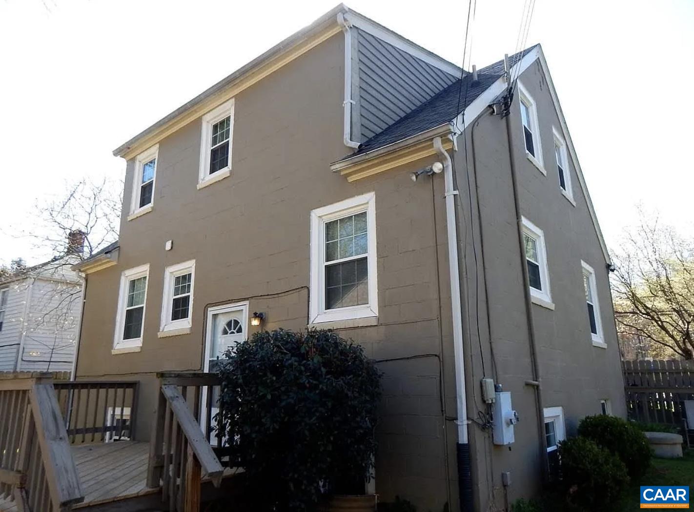 1419 CHERRY AVE