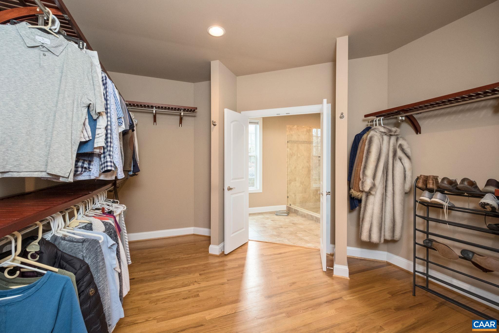 612 LONDON CT